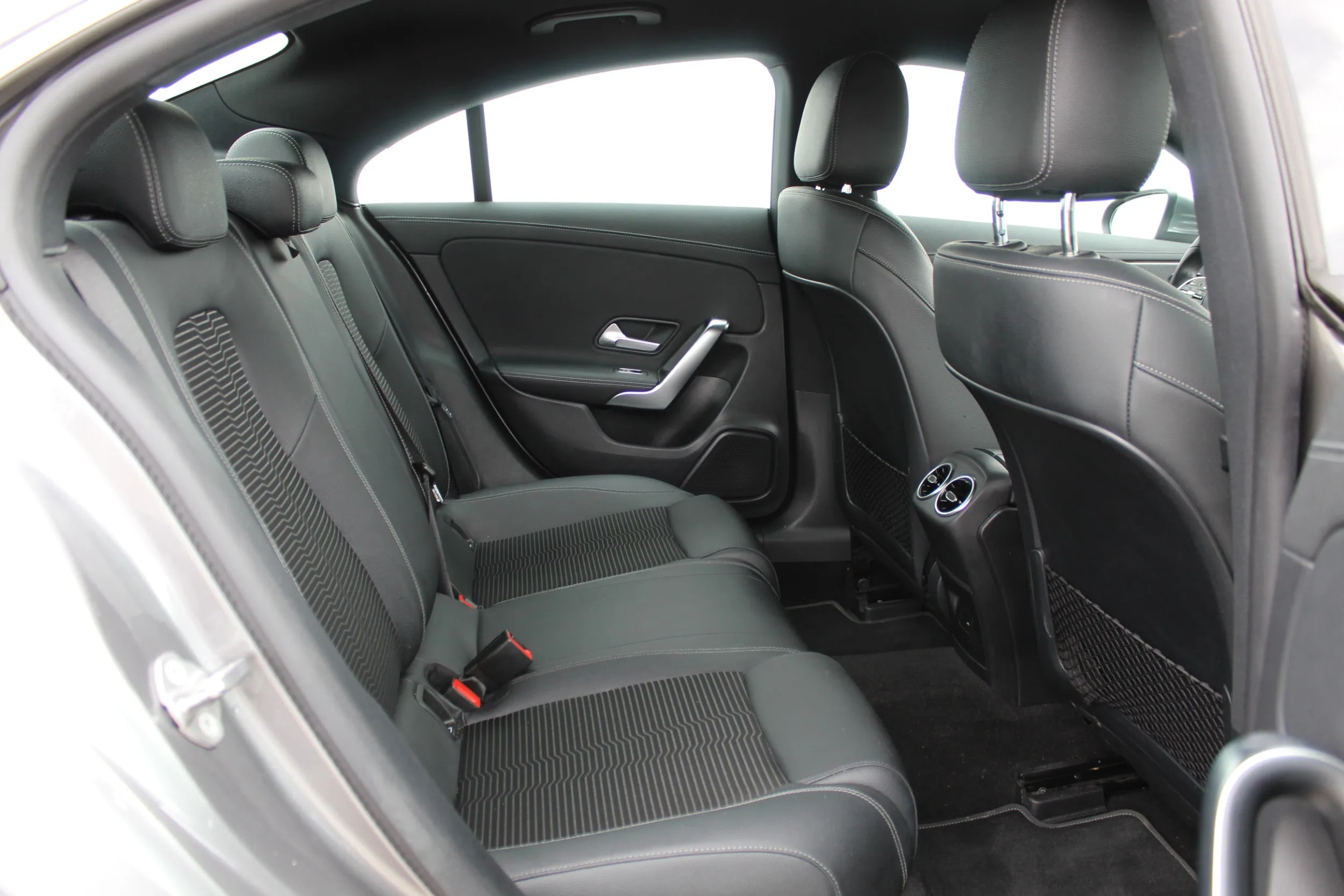 13571 mercedes-benz cla cla 250 e - slika 7