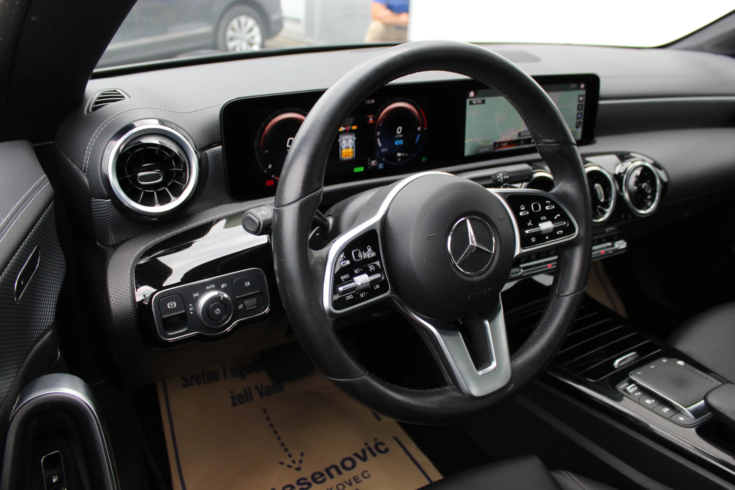 13571 mercedes-benz cla cla 250 e - slika 14