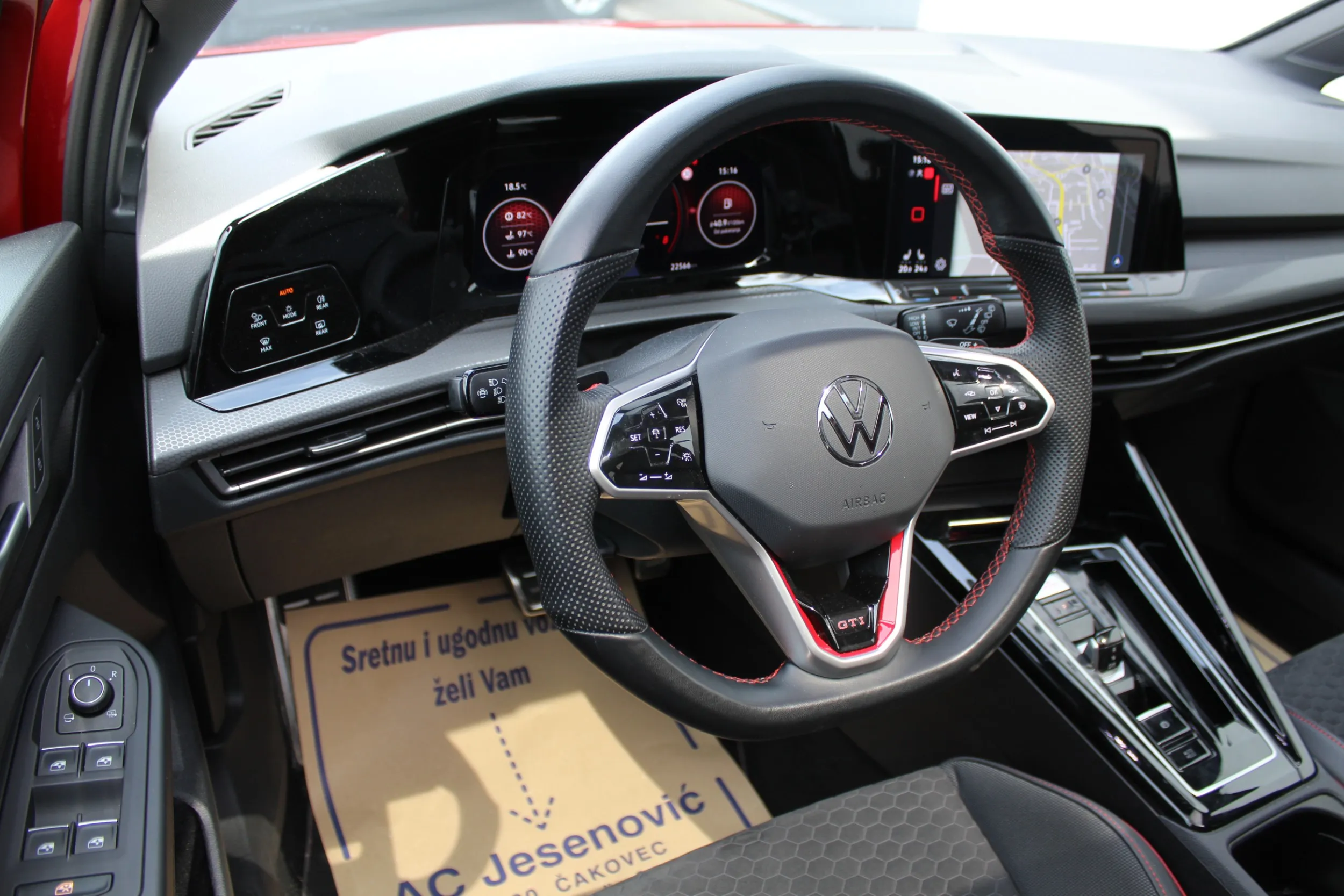 13581 volkswagen golf 8 2.0 tsi dsg gti clubsport - slika 11