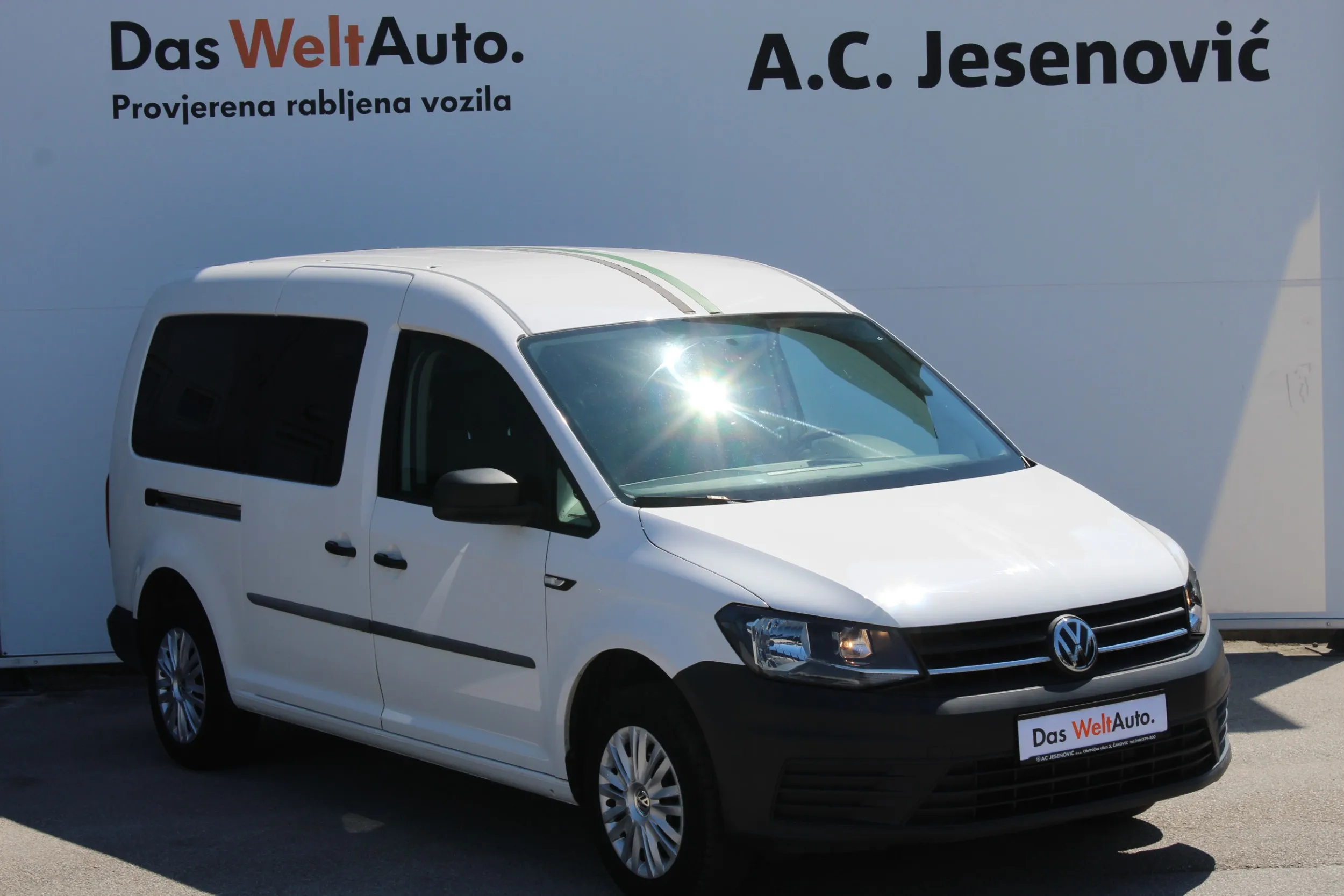 13554 vw caddy maxi kombi 2.0 tdi - slika 8