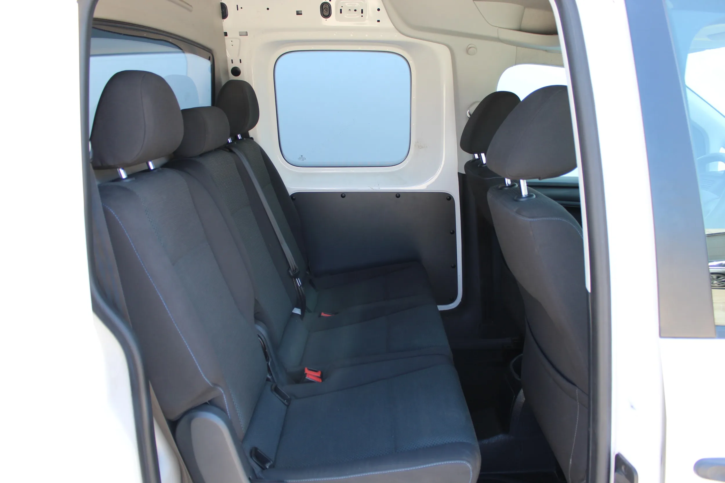 13554 vw caddy maxi kombi 2.0 tdi - slika 11