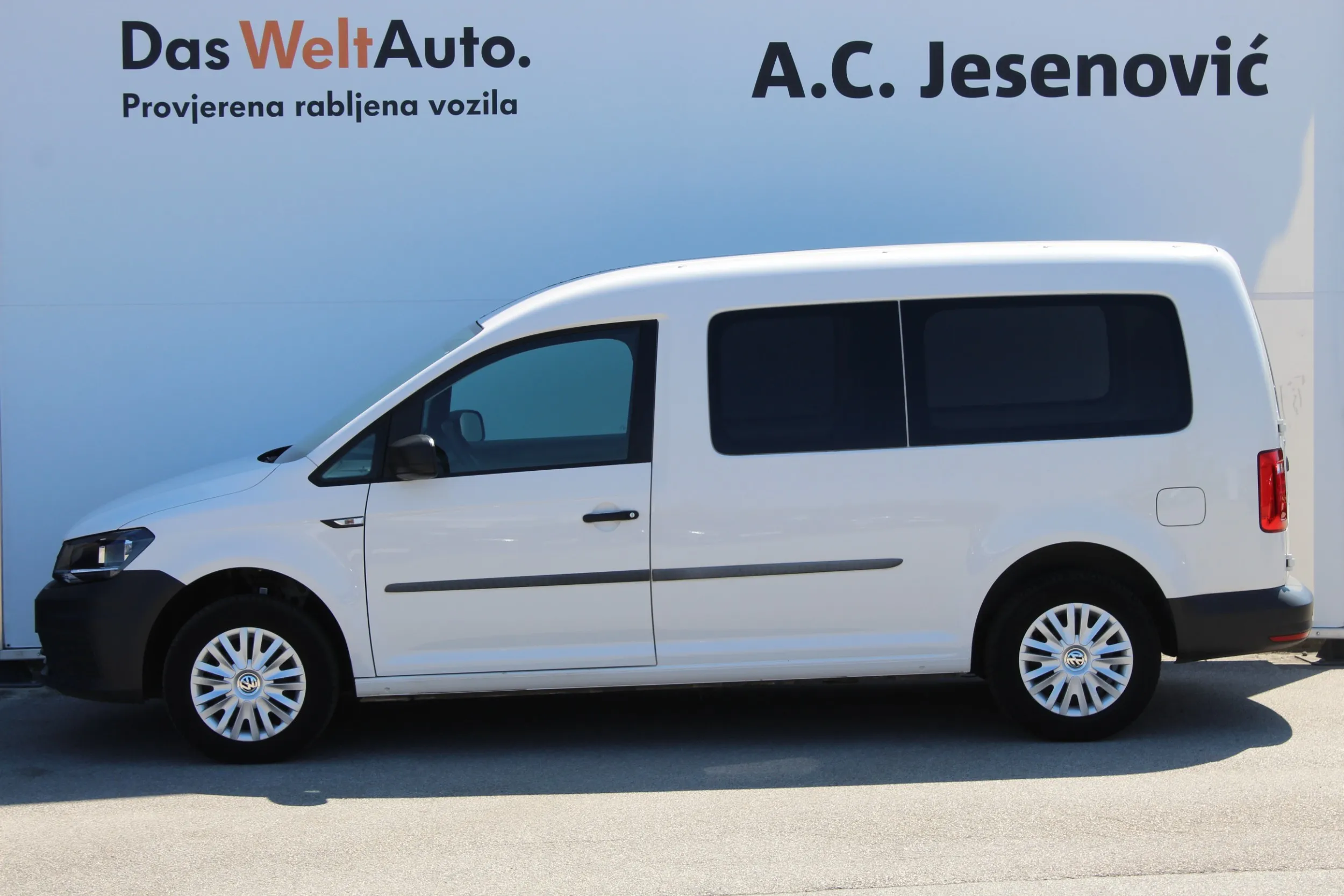 13554 vw caddy maxi kombi 2.0 tdi - slika 2