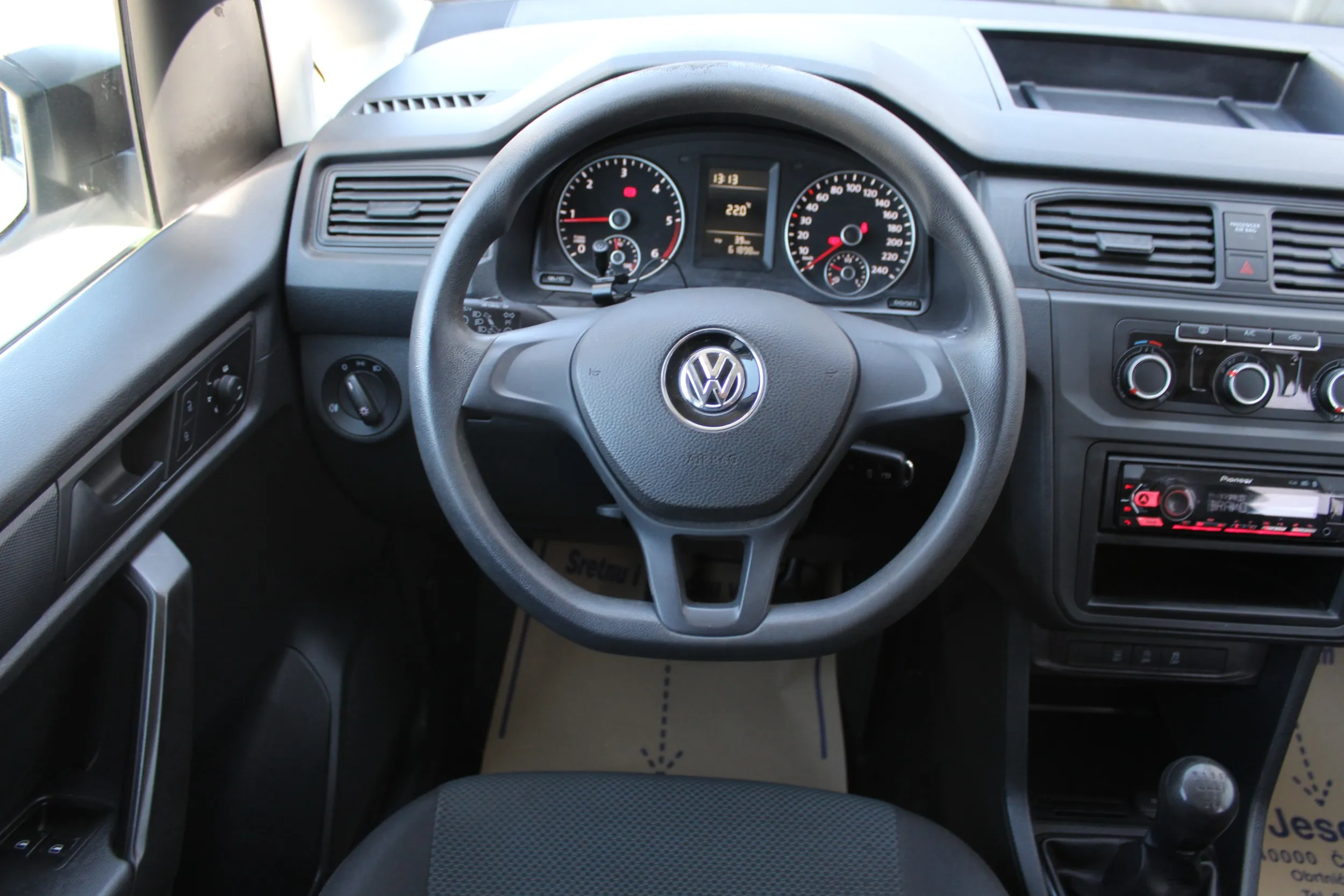 13554 vw caddy maxi kombi 2.0 tdi - slika 5