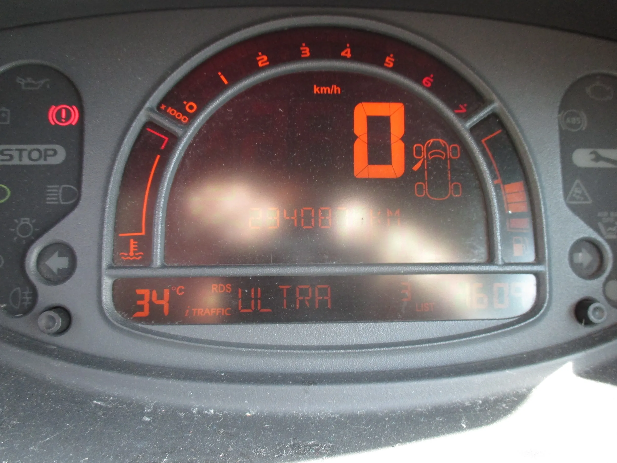 modus 1.4 16v - slika 15