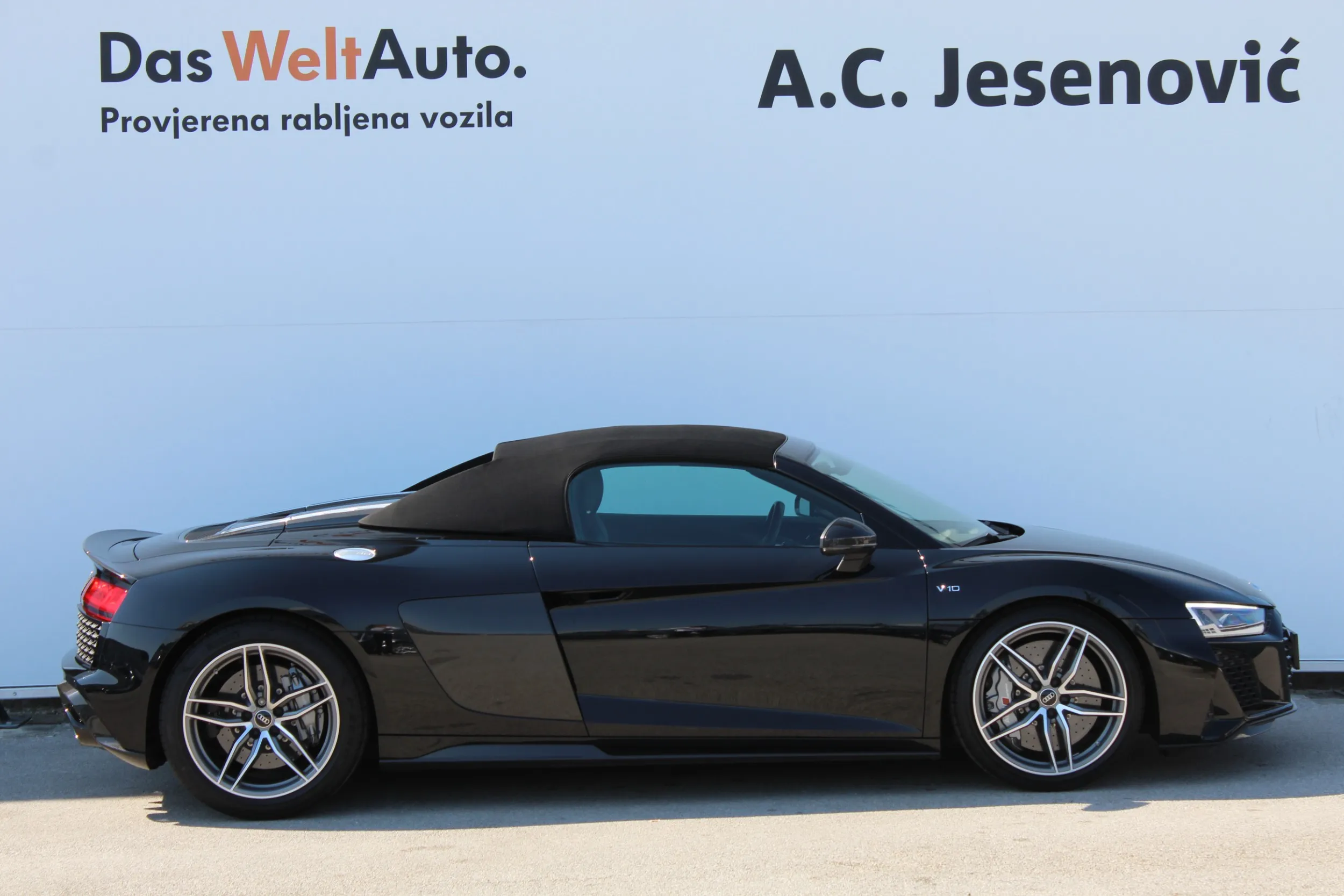 13627 audi r8 v10 plus - slika 6
