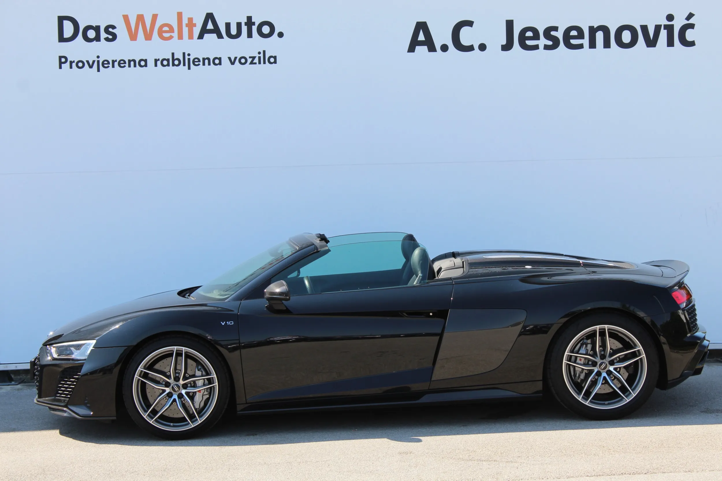 13627 audi r8 v10 plus - slika 18