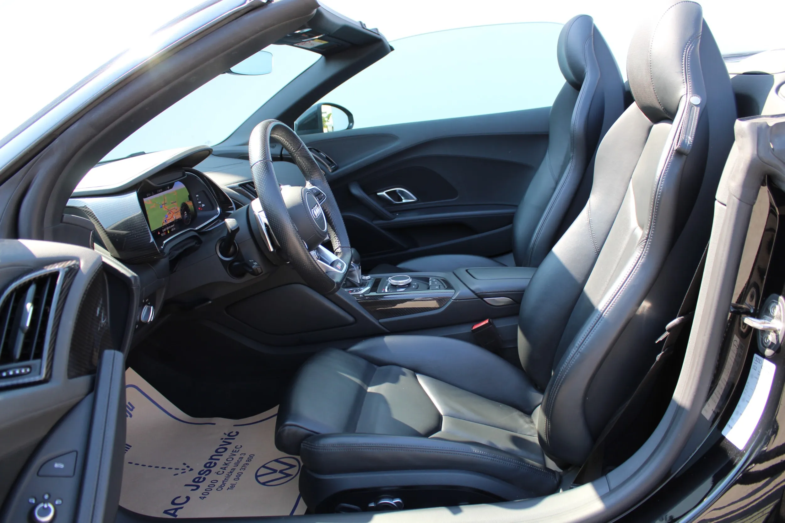13627 audi r8 v10 plus - slika 21