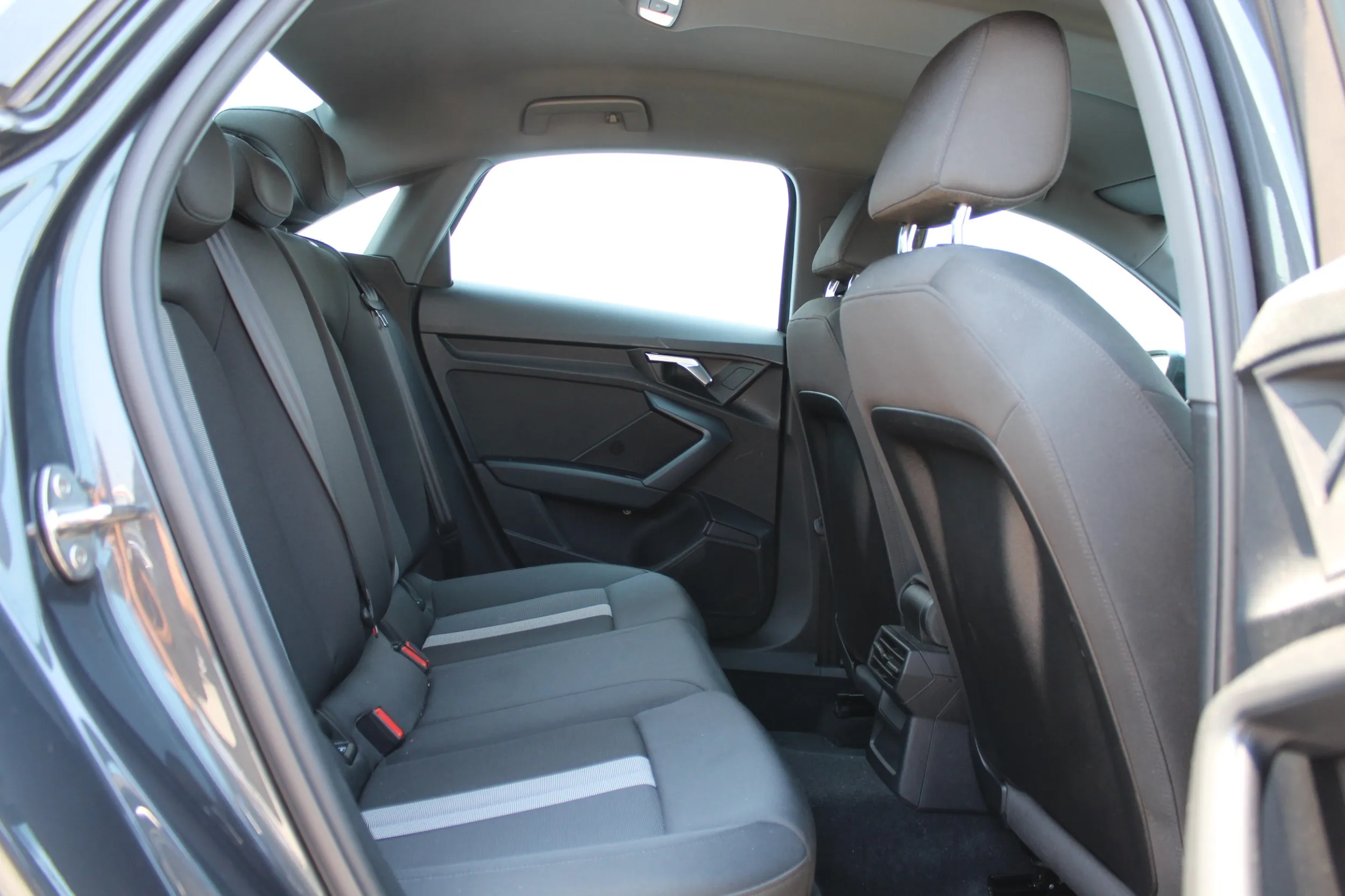 13595 audi a3 limousine 30tfsi s tr - slika 9