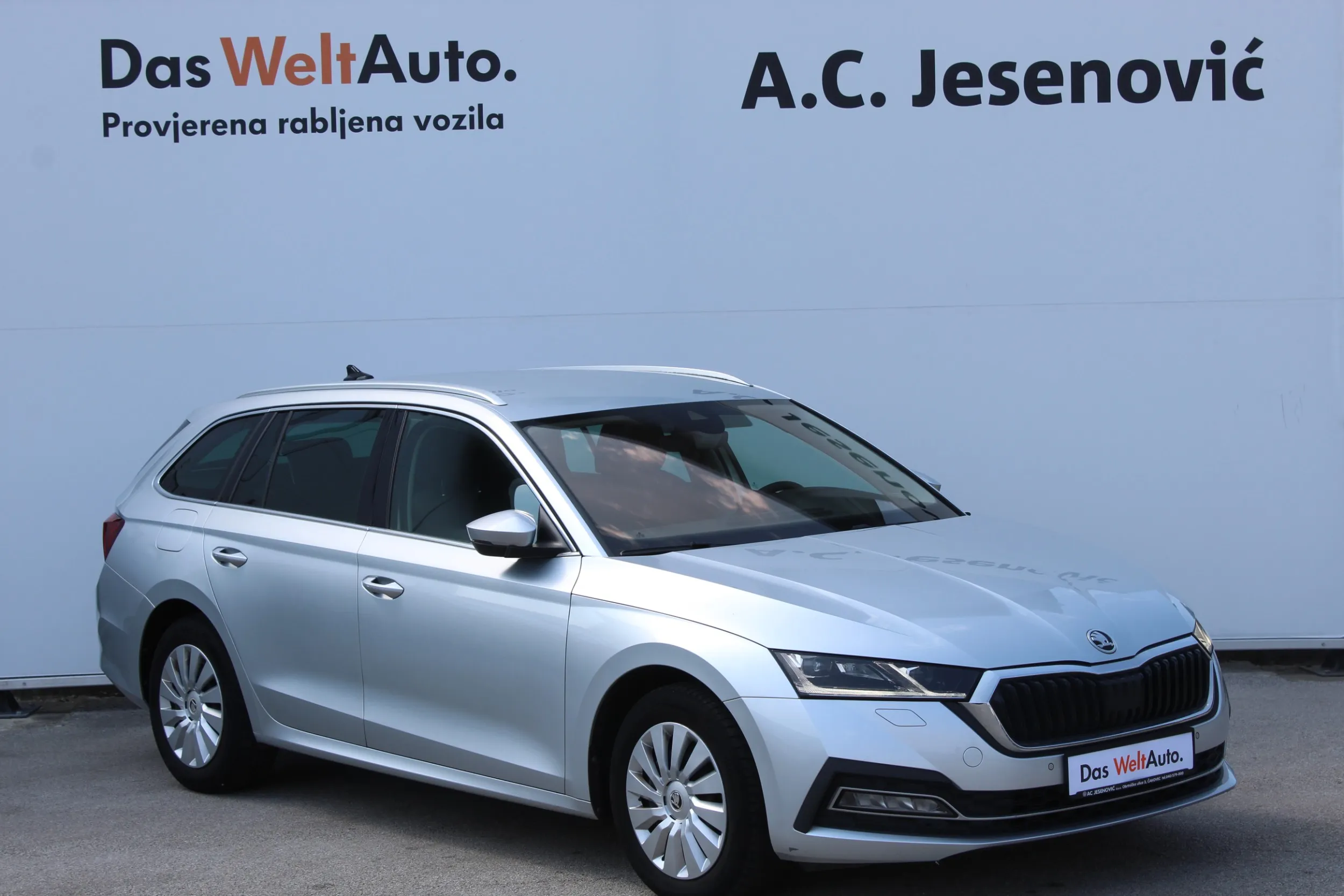 13619 škoda octavia combi style 2.0 tdi - slika 9