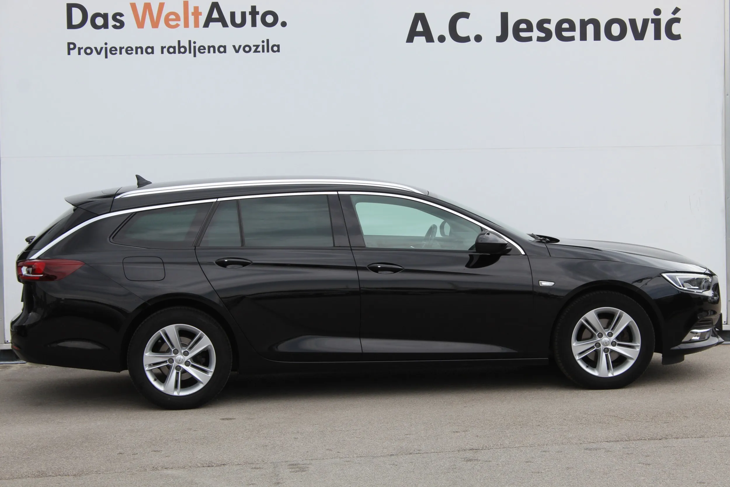 13622 opel insignia sports tourer 1,6 cdti innovation - slika 10