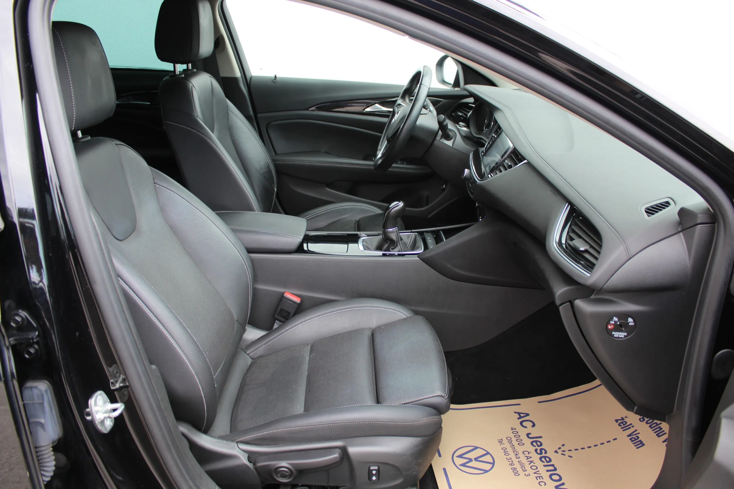 13622 opel insignia sports tourer 1,6 cdti innovation - slika 15