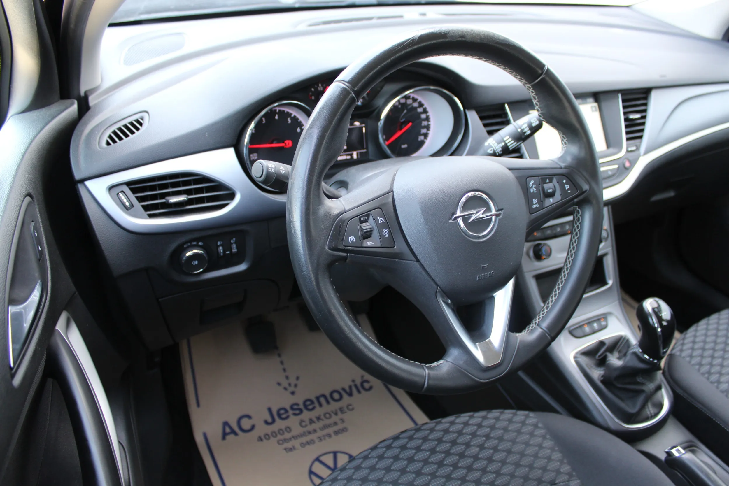 13623 opel astra 1,2 turbo edition - slika 12