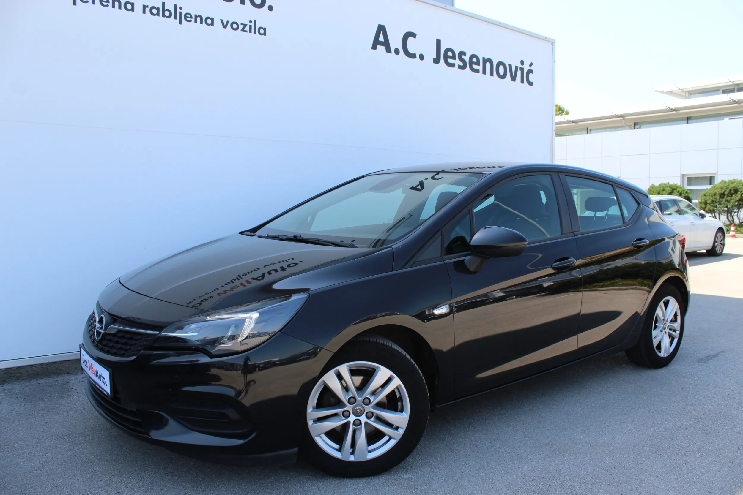 13623 opel astra 1,2 turbo edition - slika 13