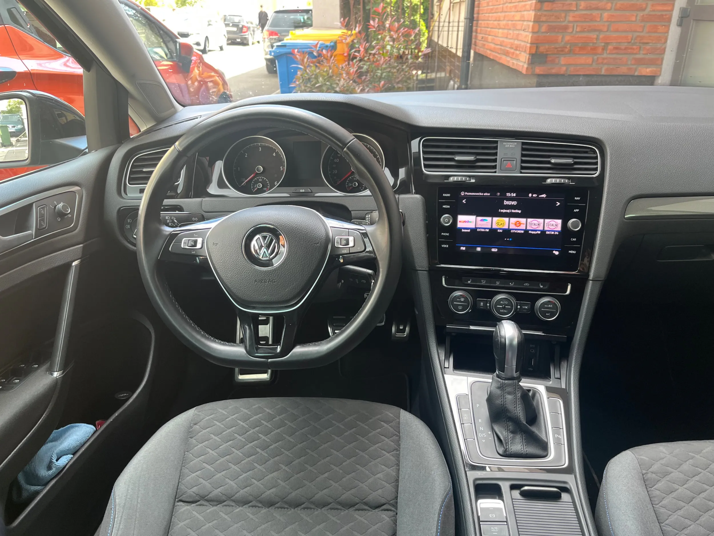 golf 7,5 1.6tdi automatik 2019 - slika 7
