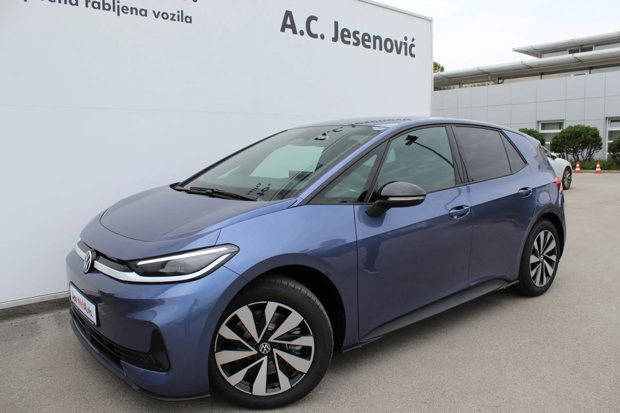 13638 volkswagen id.3 neo life 140 kw - slika 15