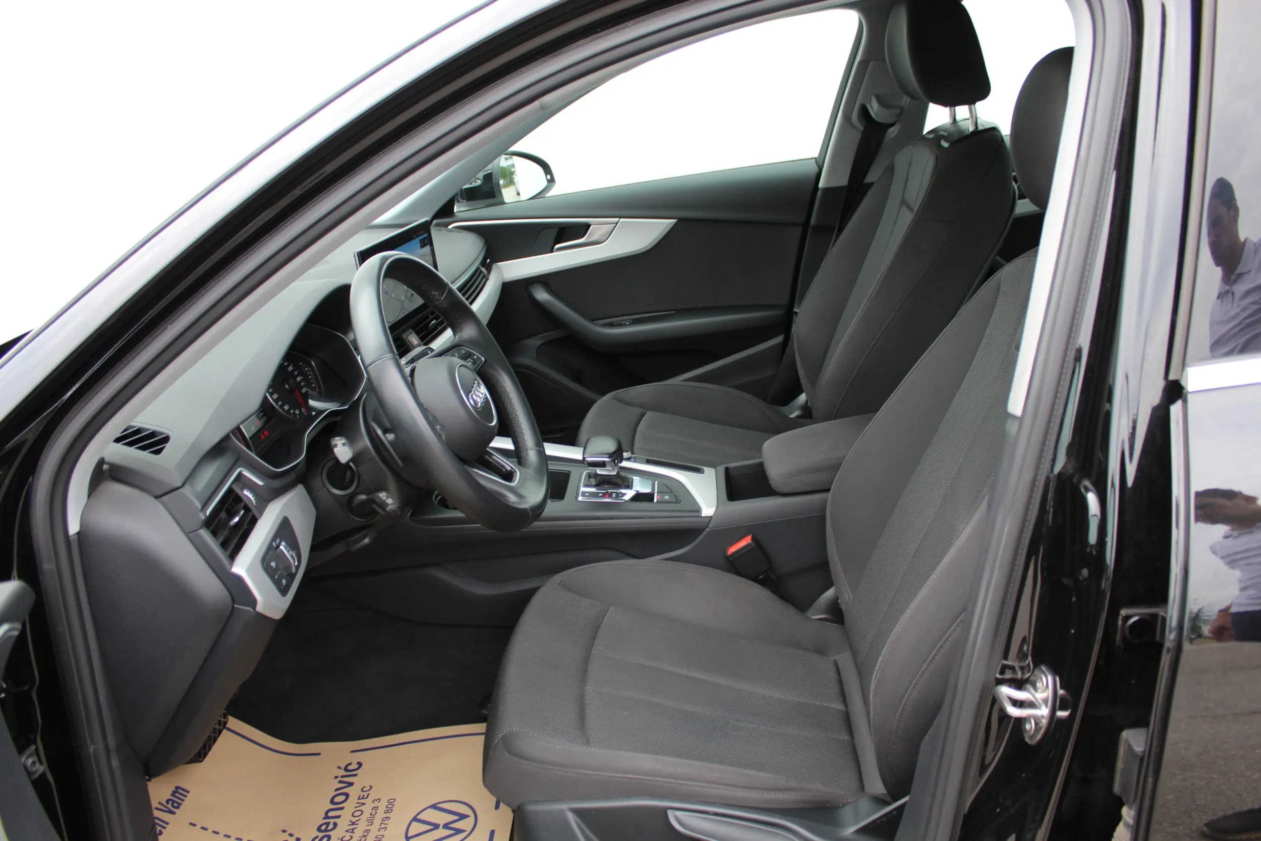 13631 audi a4 30tdi s tr - slika 6