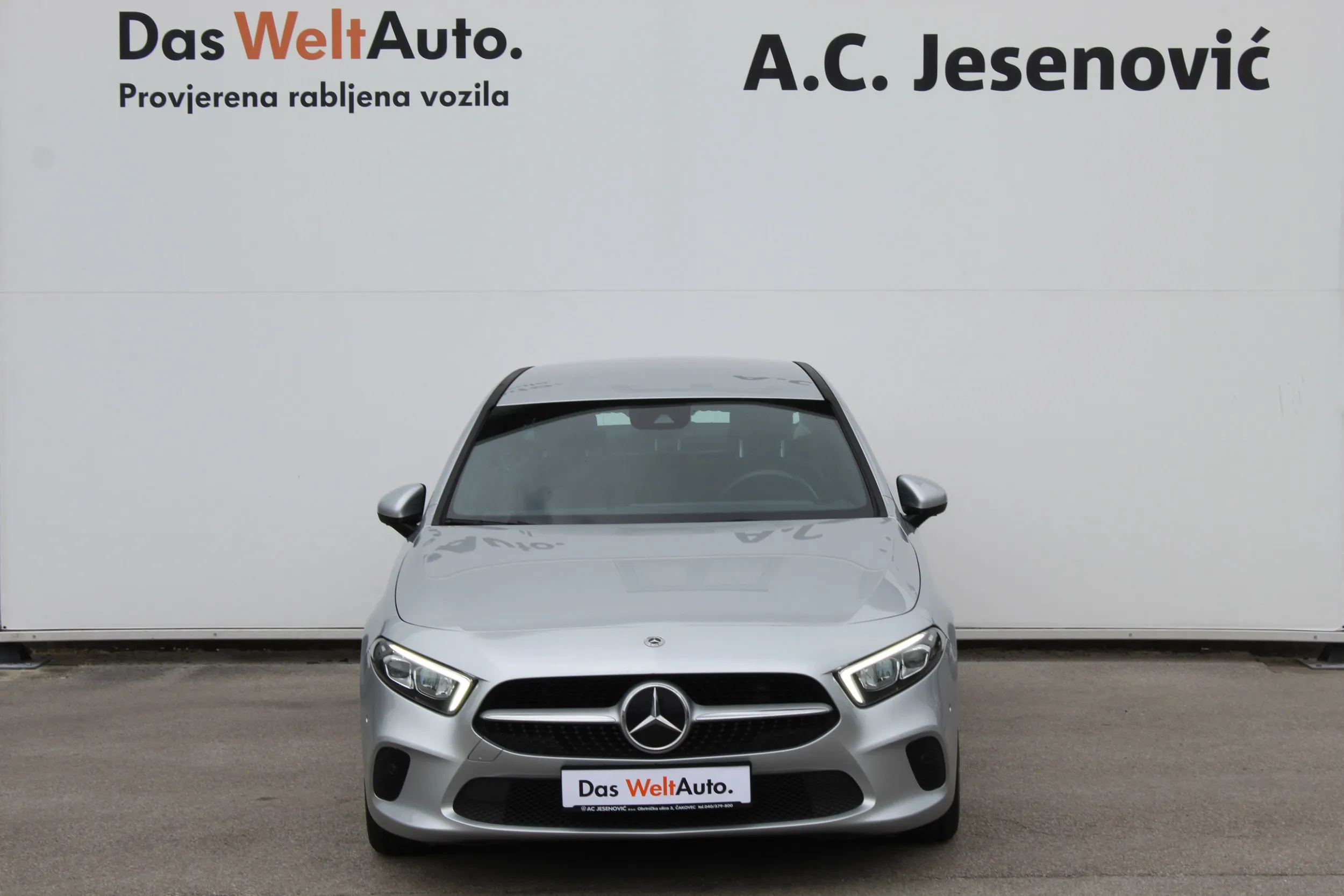 13637 mercedes-benz a limousine a 180 d - slika 12