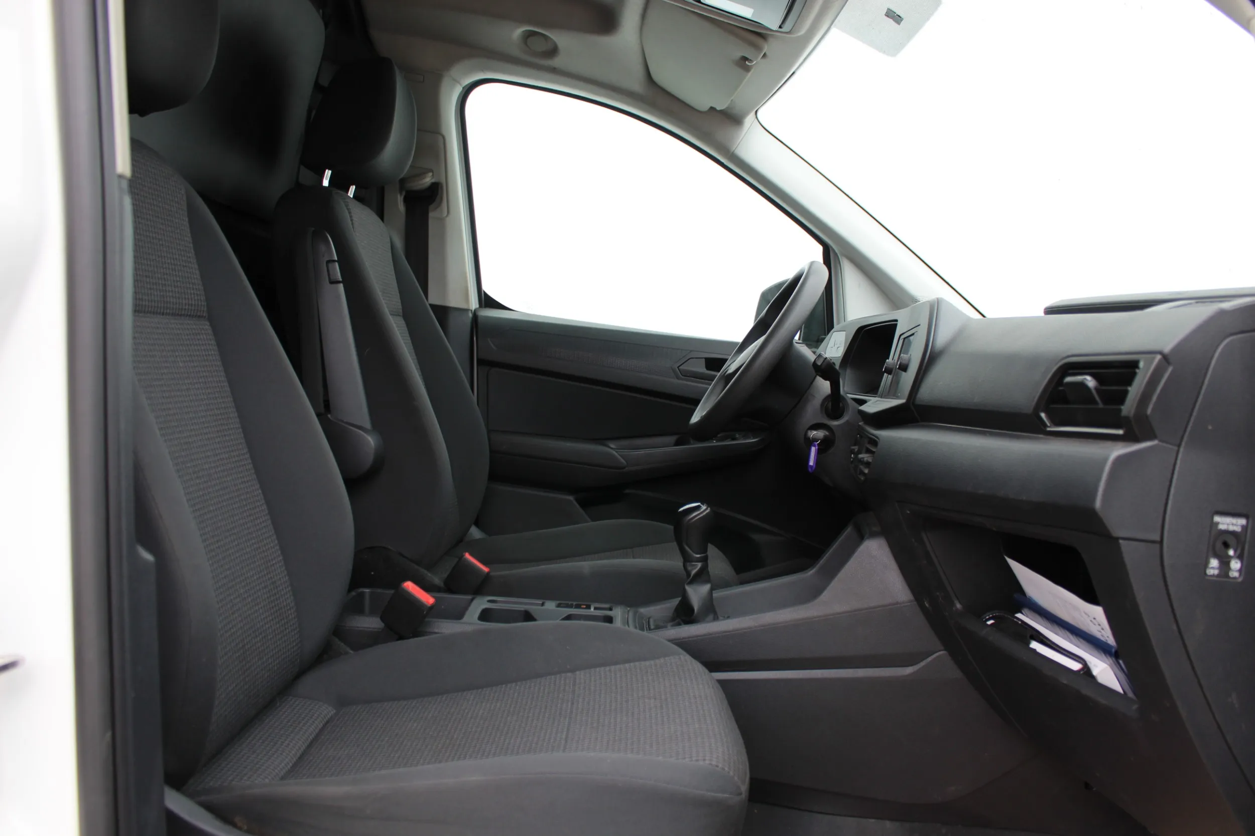 13224 vw caddy cargo maxi 2.0 tdi - slika 7