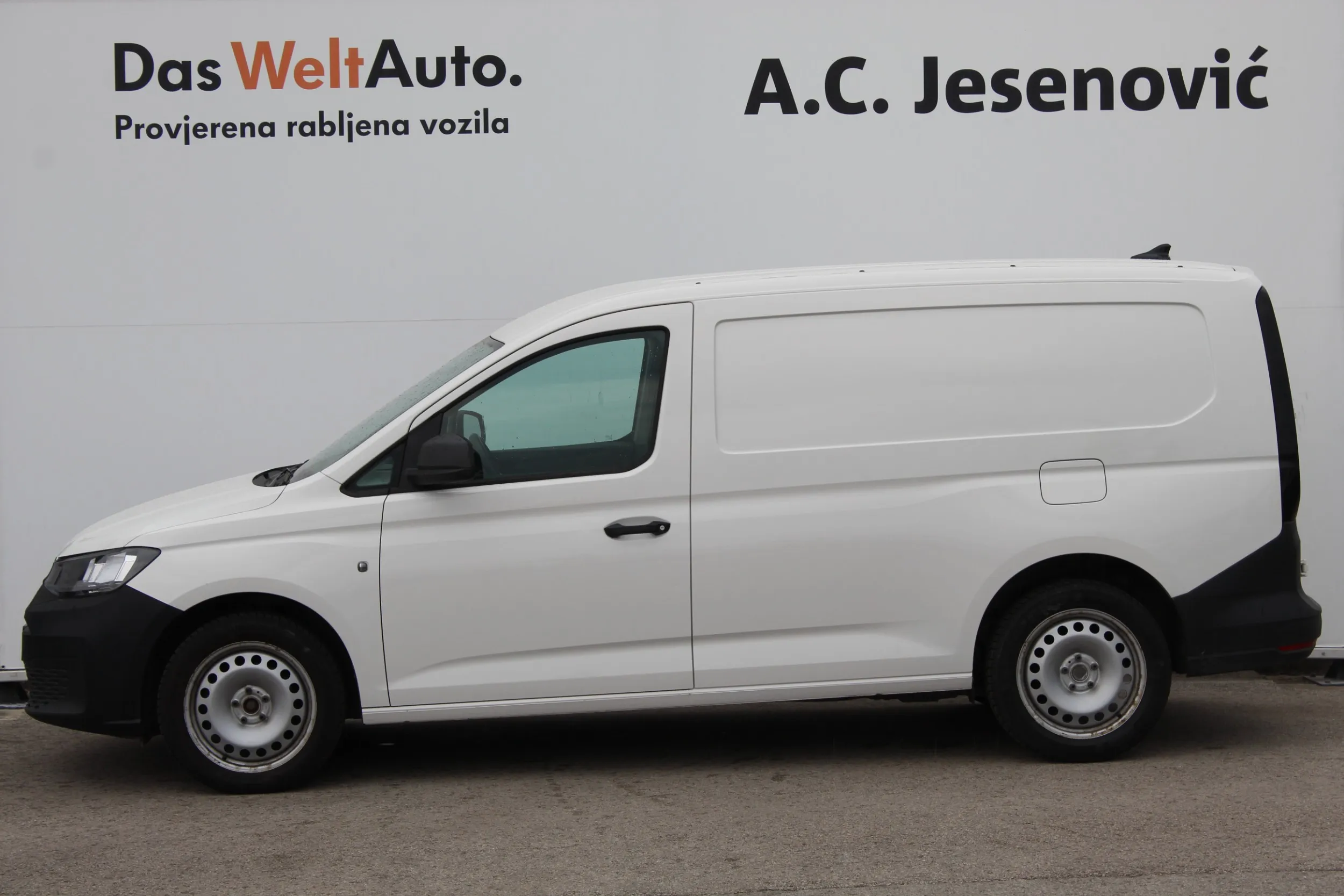 13224 vw caddy cargo maxi 2.0 tdi - slika 9