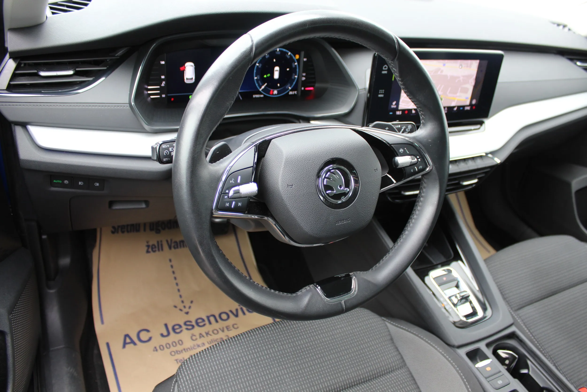 13633 škoda octavia combi ambition 2.0 tdi dsg - slika 3