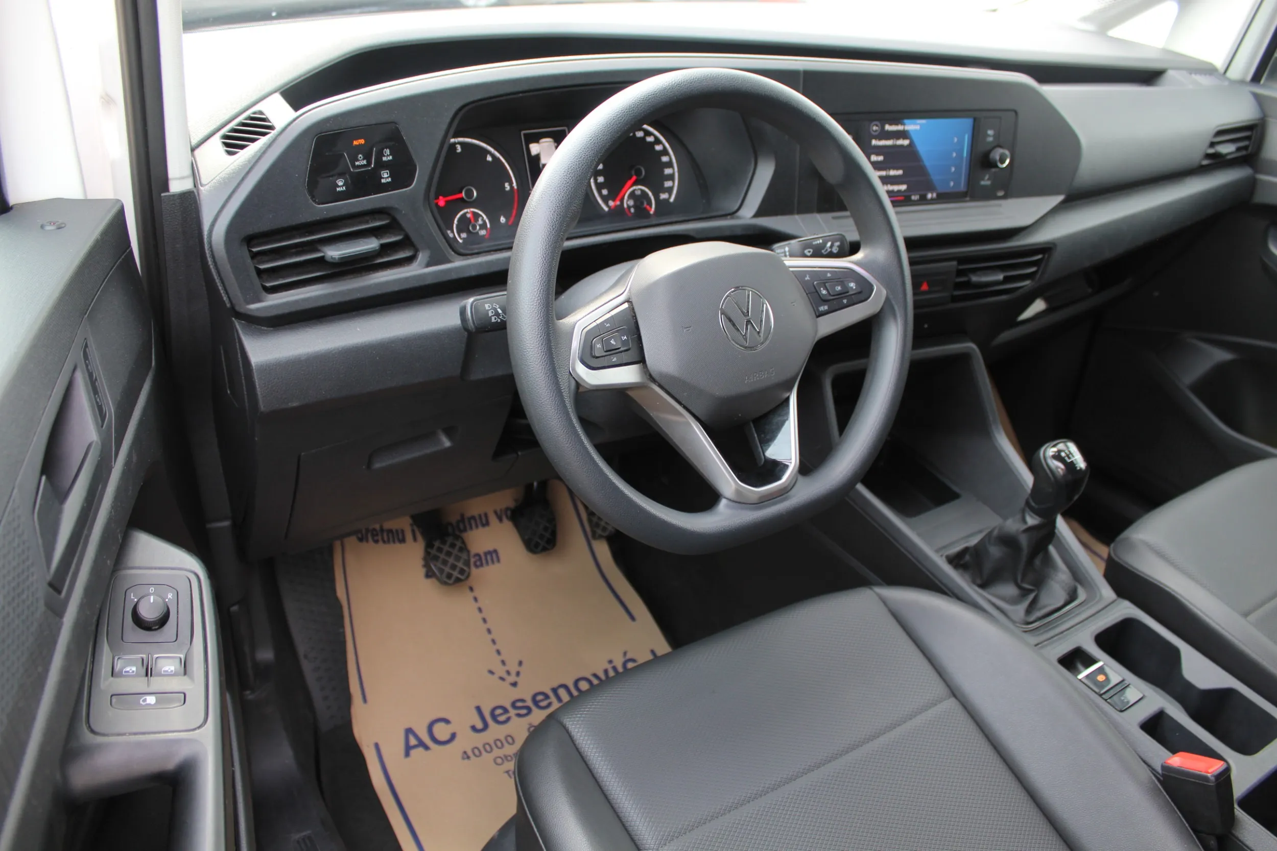 13634 vw caddy cargo 2.0 tdi - slika 3