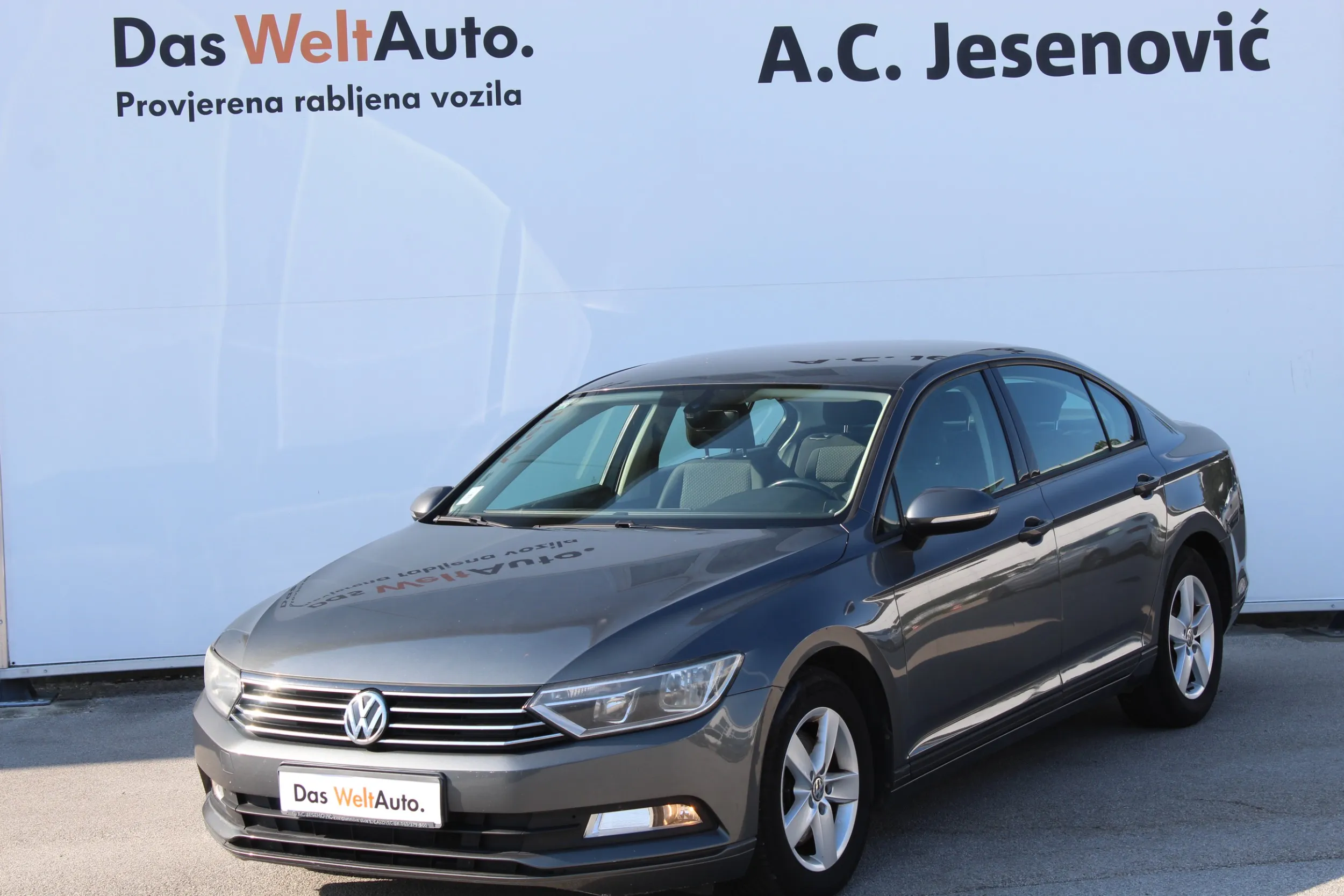 13657 volkswagen passat 1.6 tdi bmt dsg trendline - slika 6