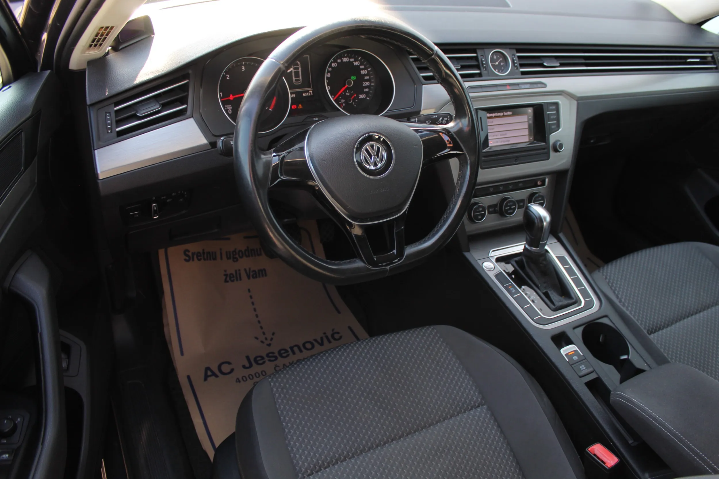 13657 volkswagen passat 1.6 tdi bmt dsg trendline - slika 4