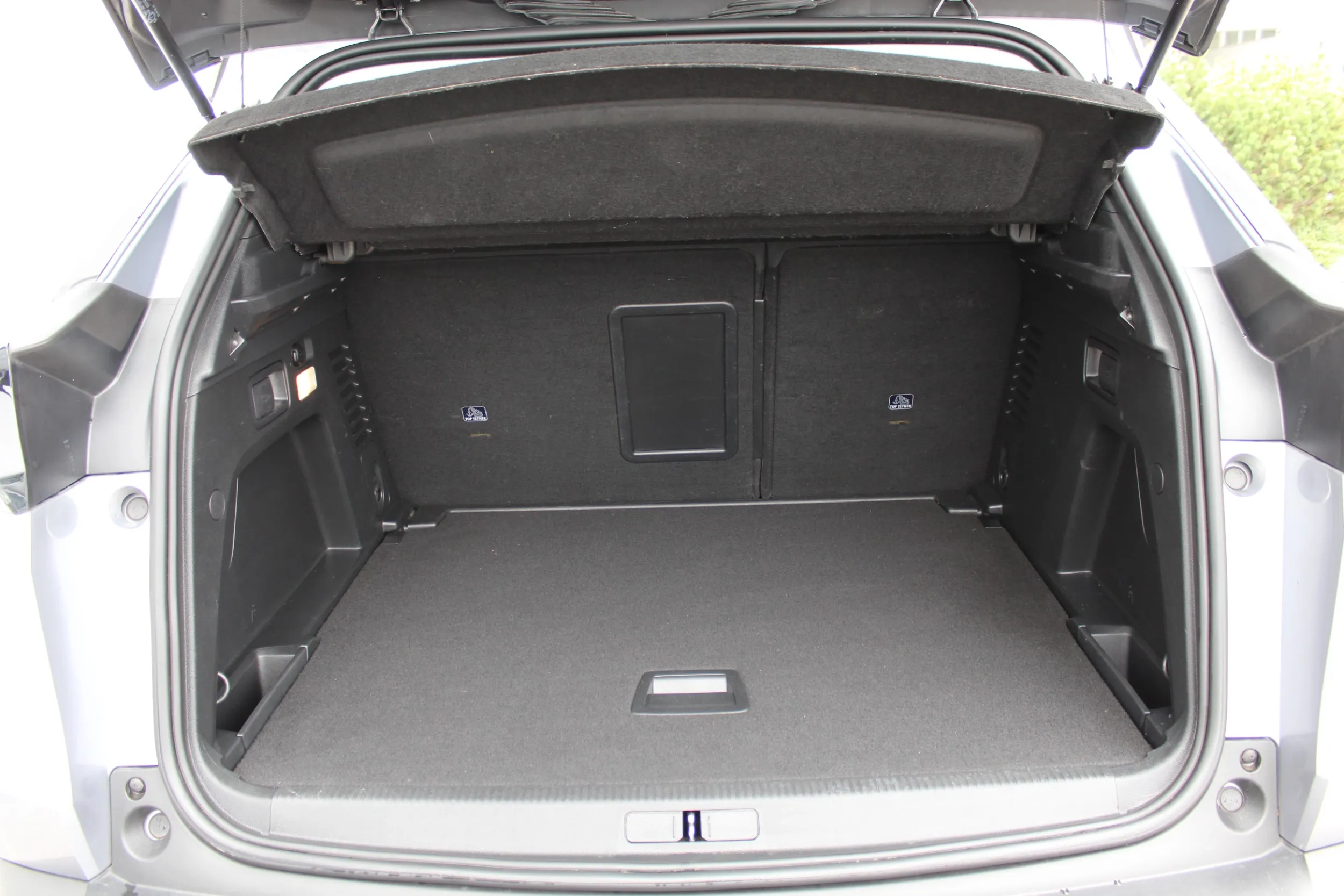 13652 peugeot 3008 1,2 puretech 130 s&s style - slika 4