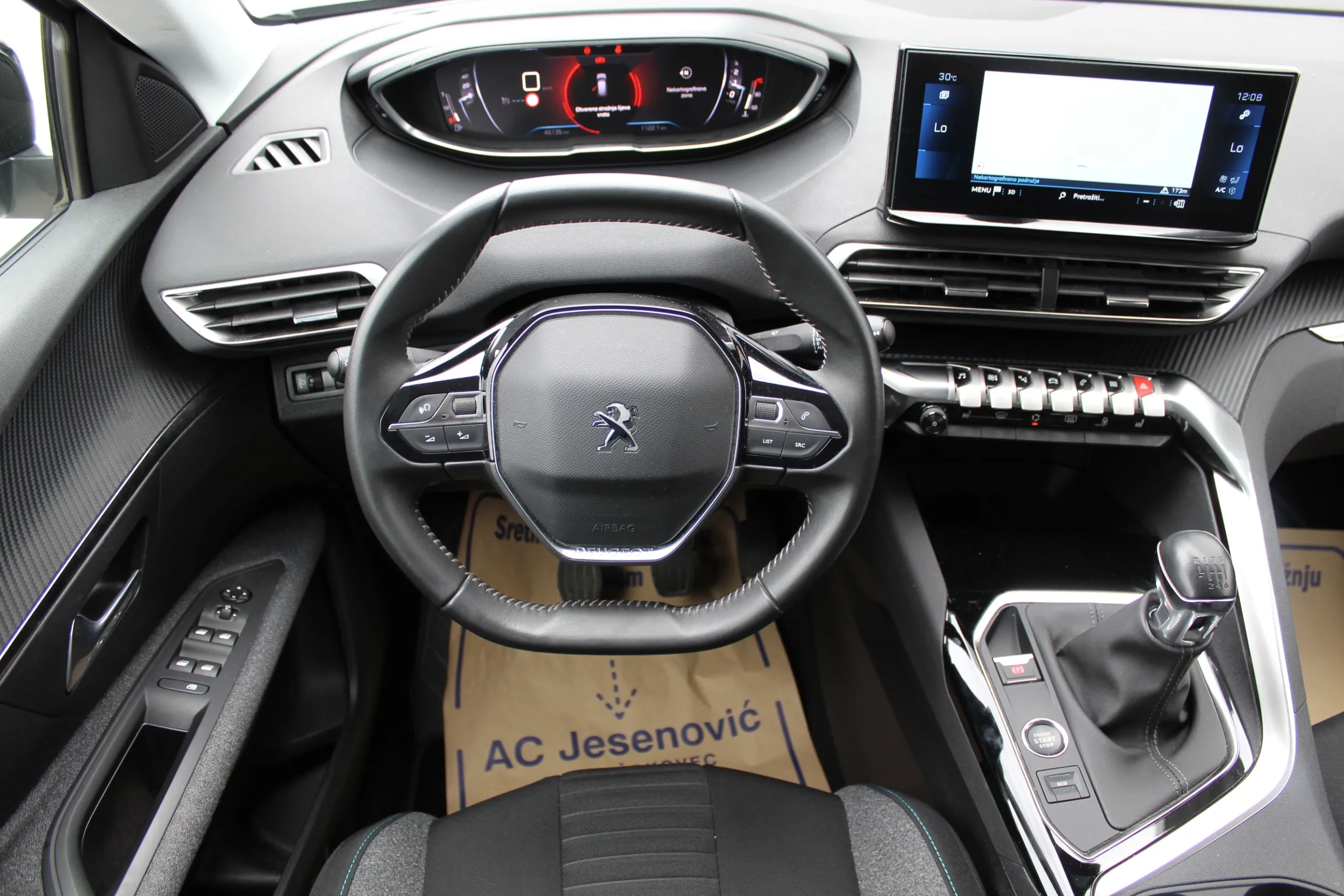 13652 peugeot 3008 1,2 puretech 130 s&s style - slika 10