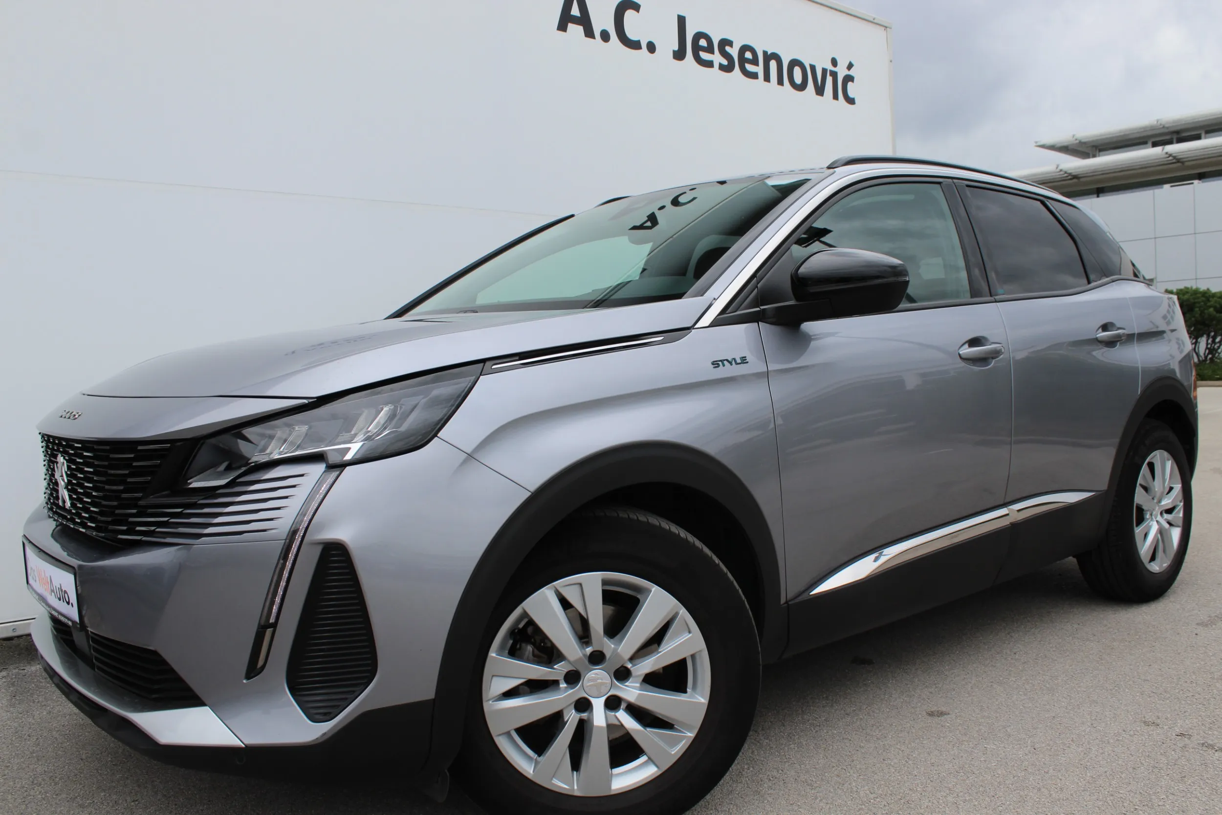 13652 peugeot 3008 1,2 puretech 130 s&s style - slika 13