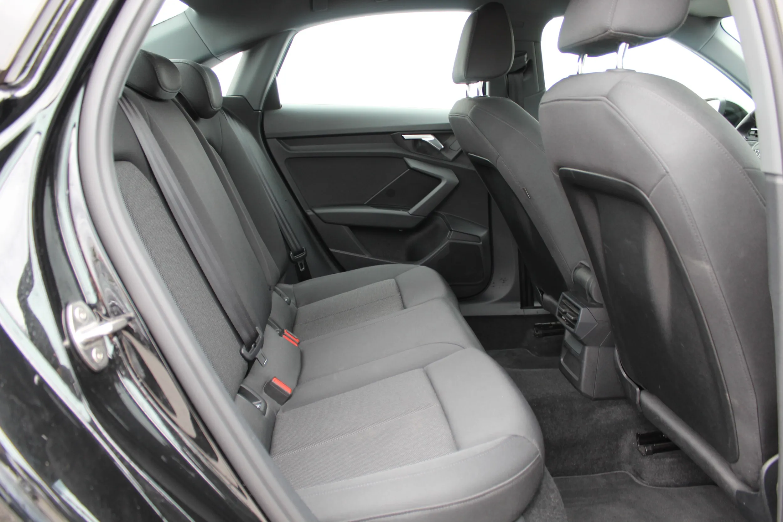 13640 audi a3 limousine 30tdi - slika 14