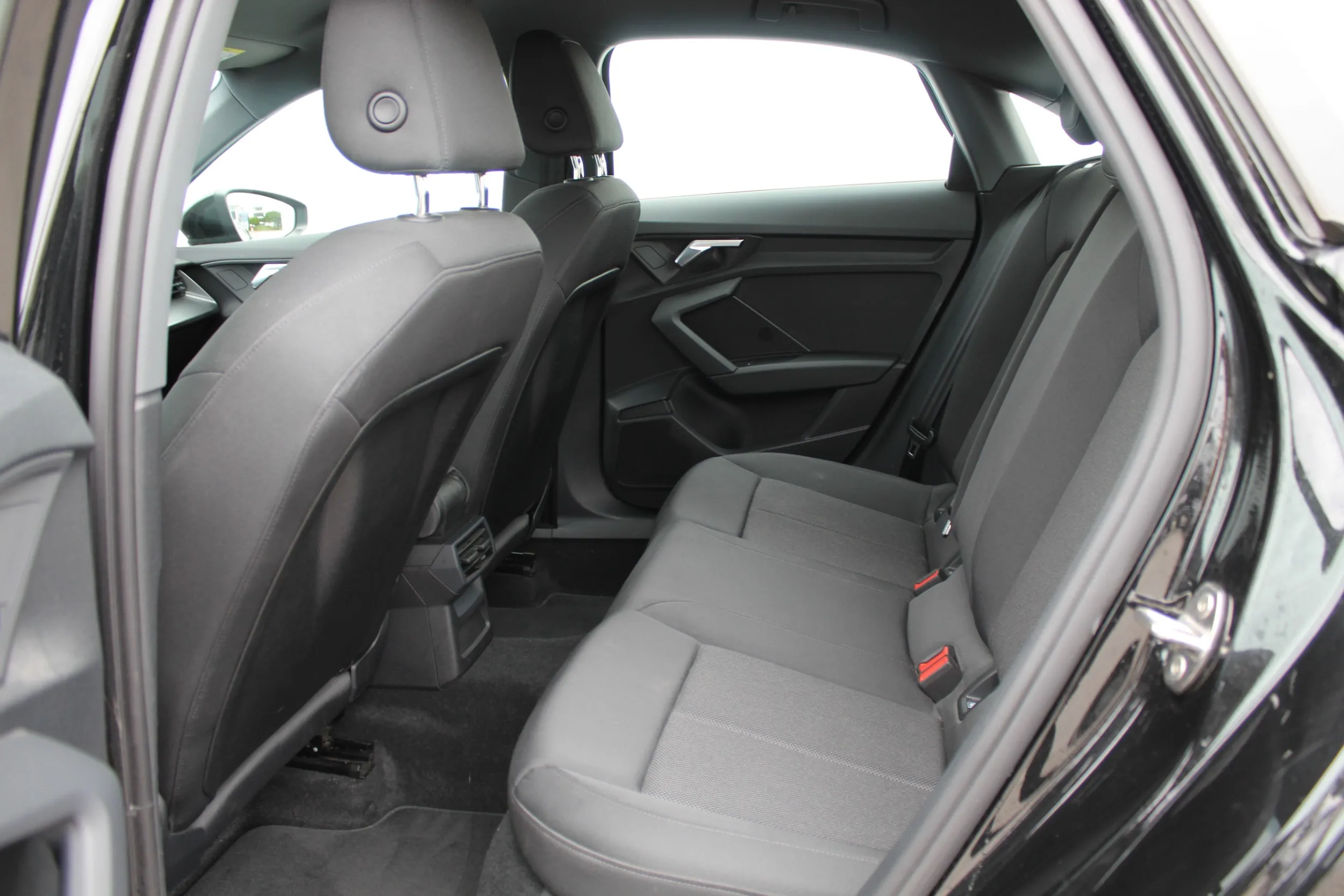 13640 audi a3 limousine 30tdi - slika 3