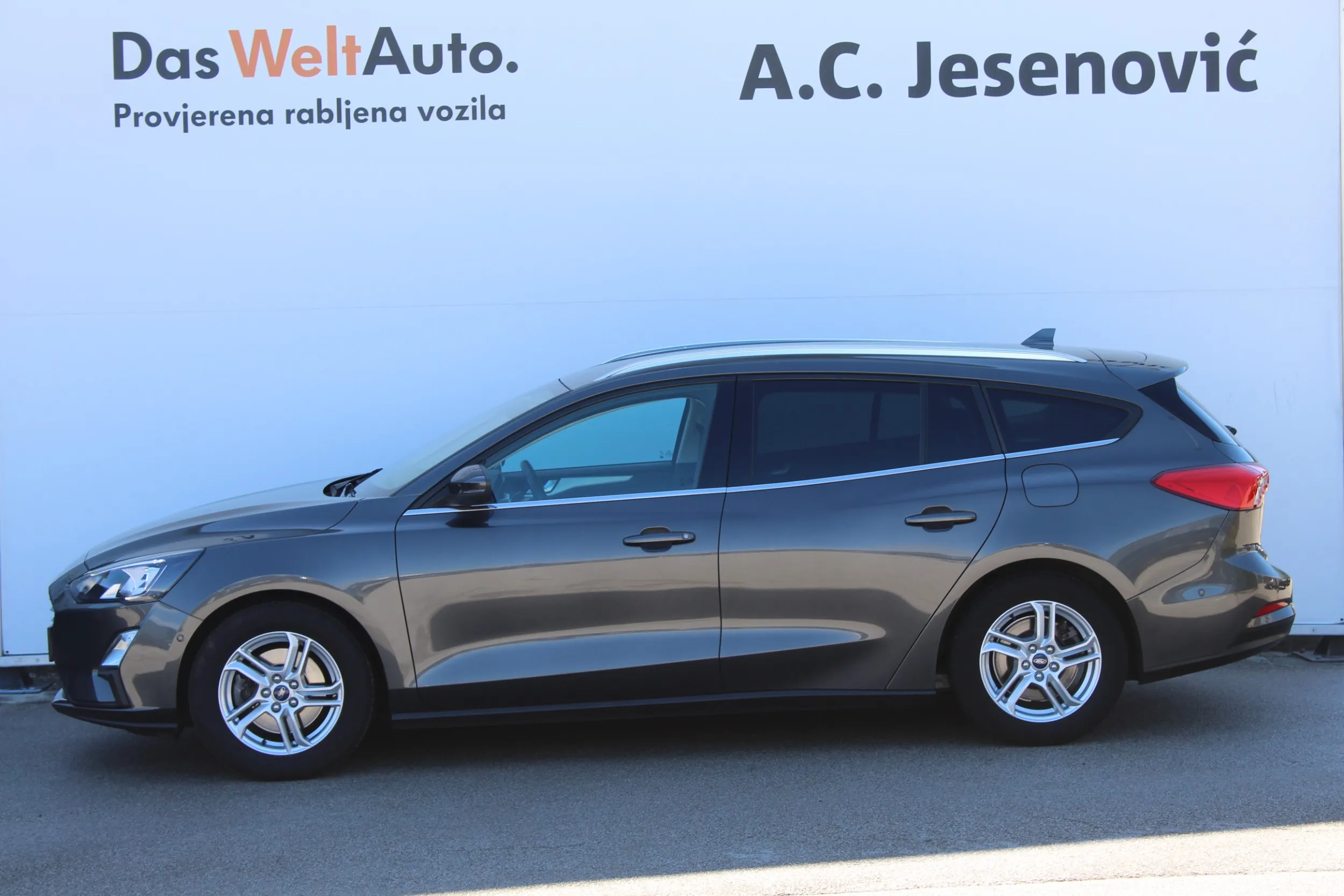 13644 ford focus karavan 1,0 ecoboost groove edition - slika 4