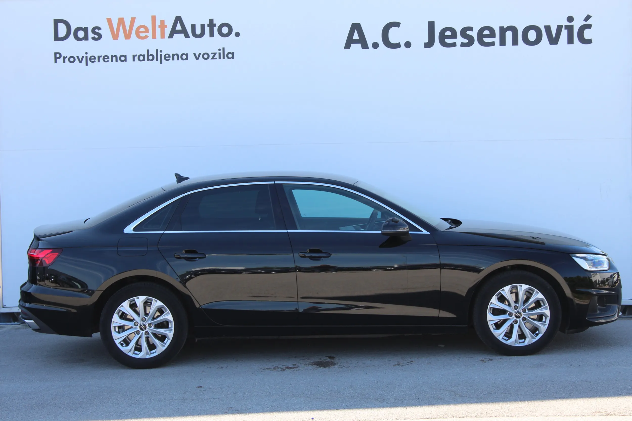 13667 audi a4 35tdi s tr edition10 - slika 4