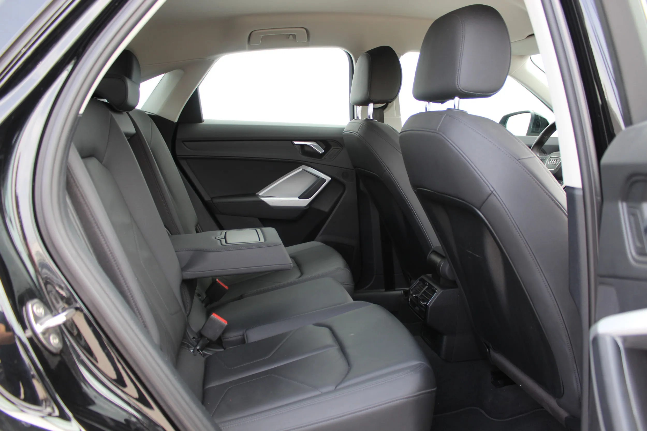13639 audi q3 sb 35tdi s tronic - slika 10