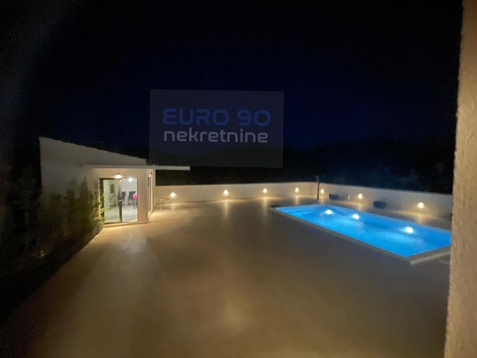polača/jagodnja donja-nova kuća s bazenom i garažom,panoramski pogled! - slika 30