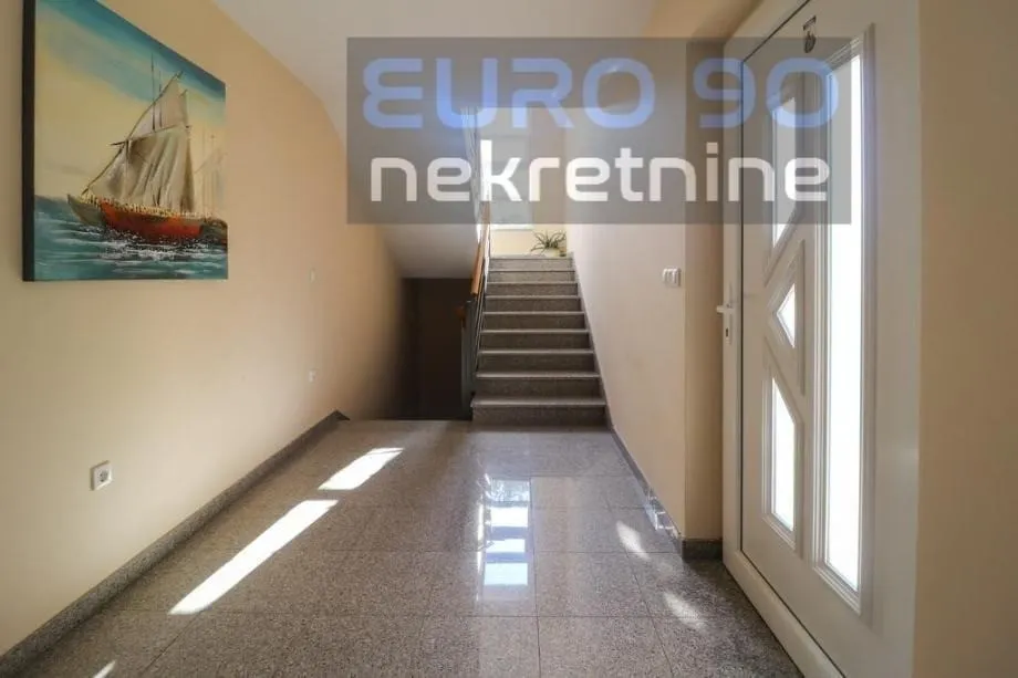 kožino- vila s bazenom i panoramskim pogledom na more i otoke - slika 12