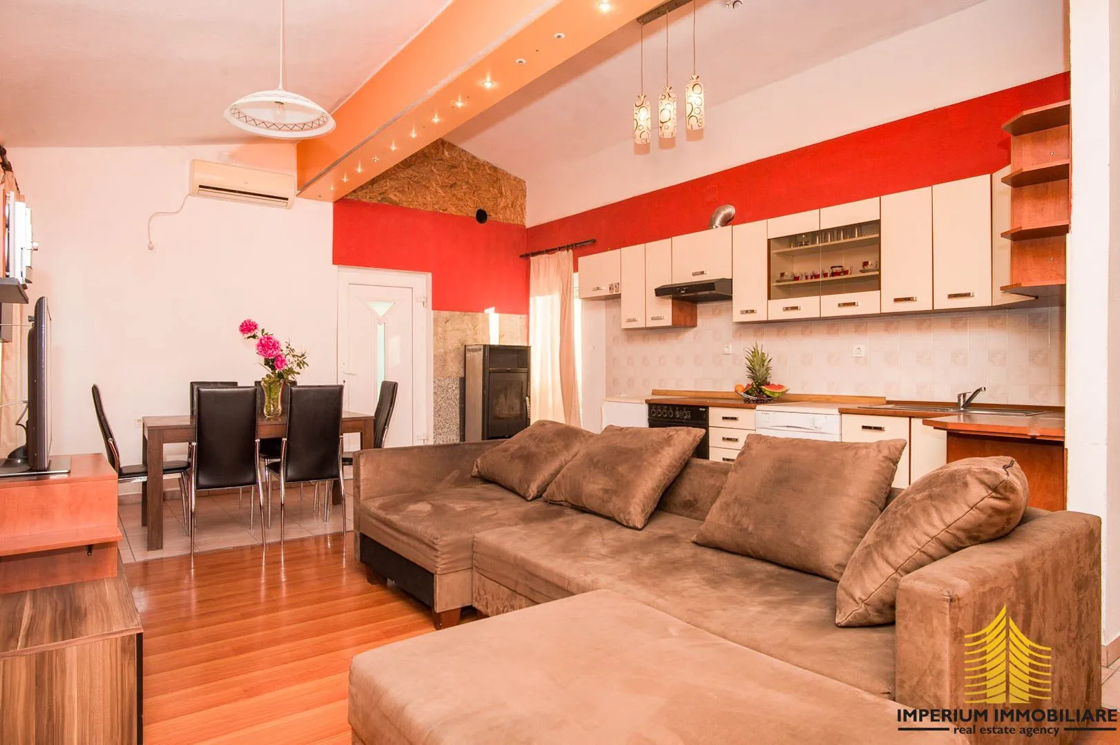 prilika - apartmanska kuća u šibeniku - slika 15