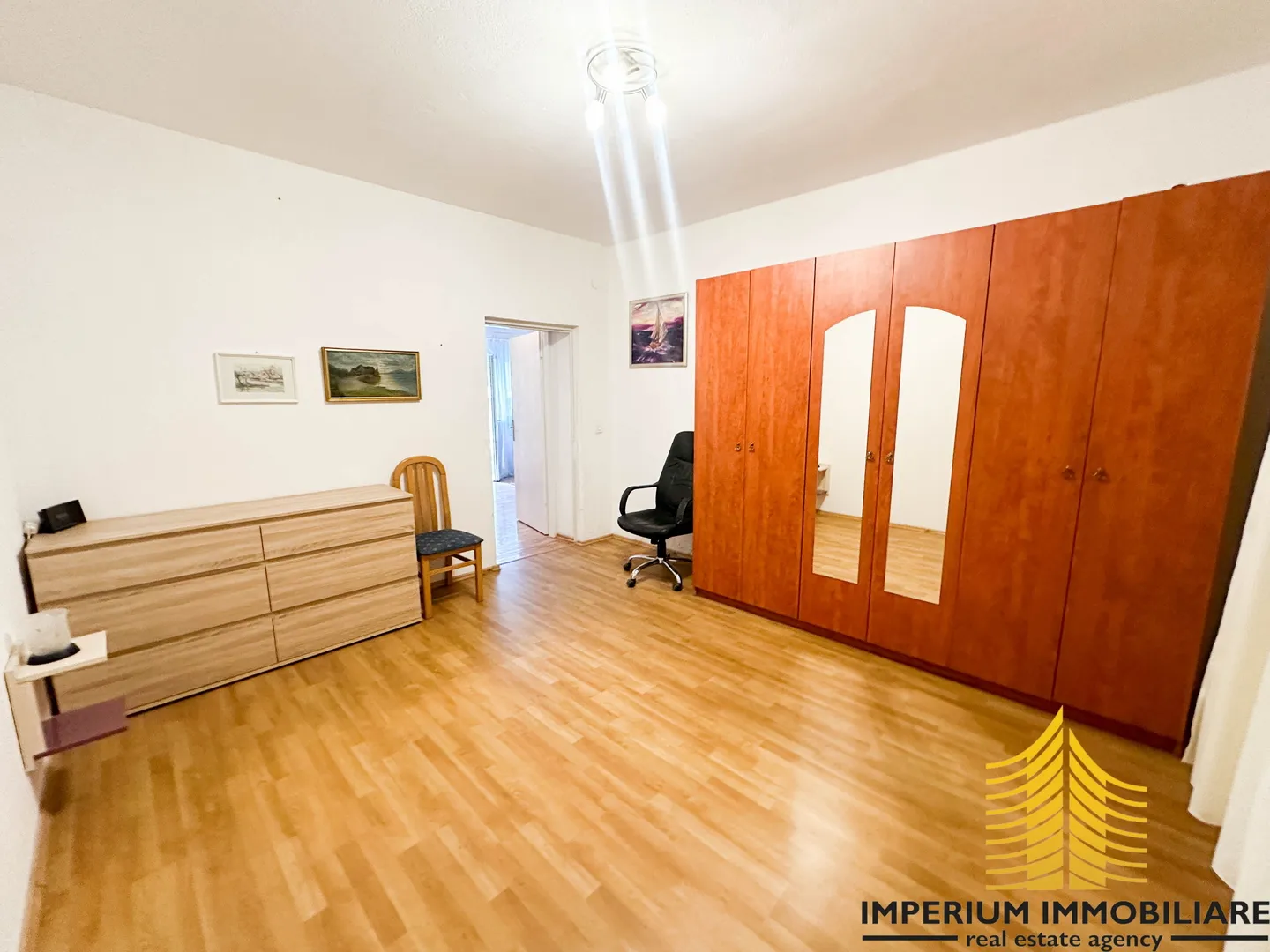 prekrasan stan s potkrovljem u kaštel sućurcu, uz more - slika 15