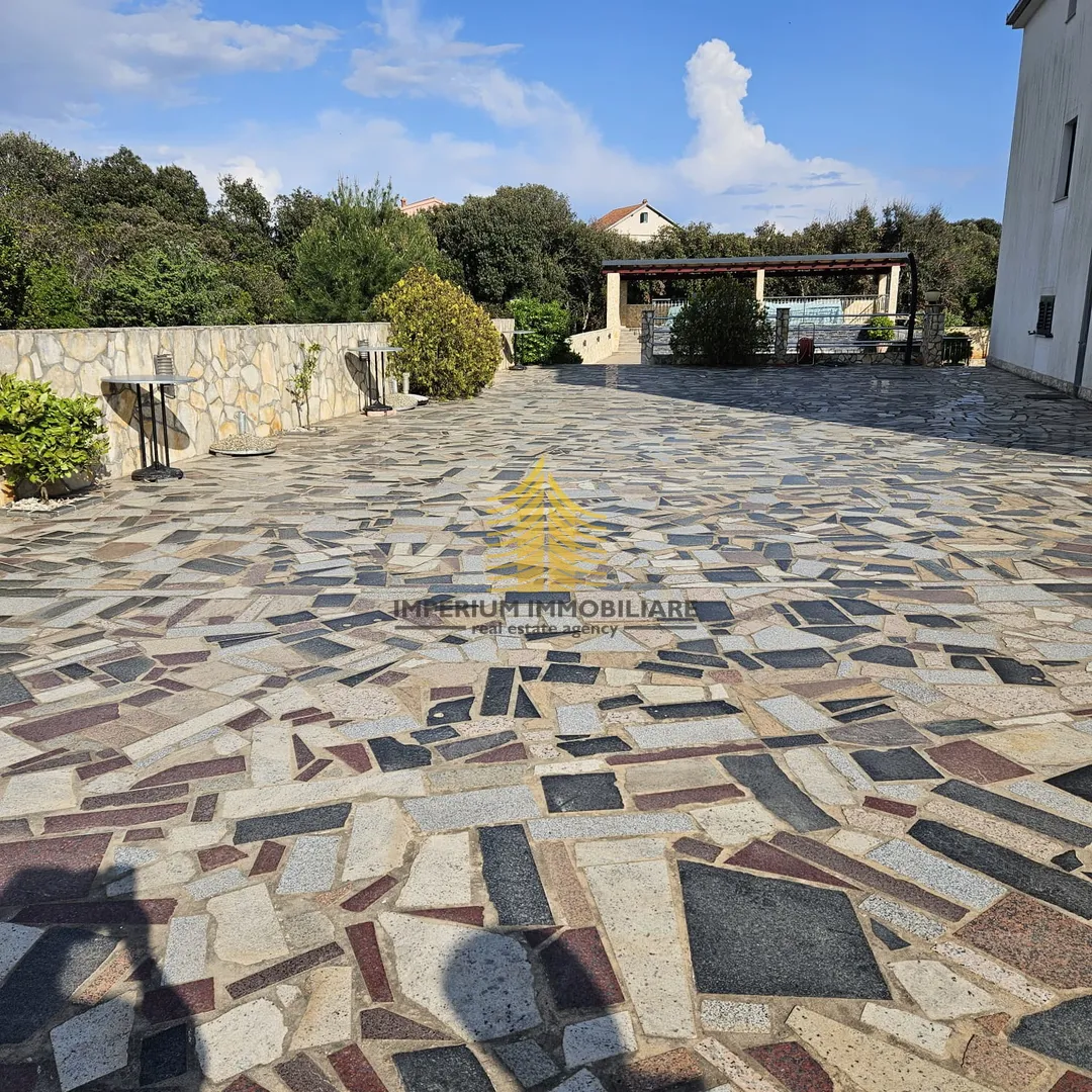 kuća, prodaja, marina, 470m2, samostojeća - slika 9