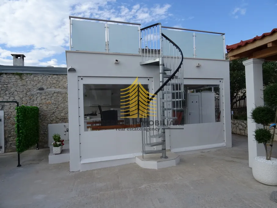 kuća, prodaja, rogoznica, 200m2, samostojeća - slika 2