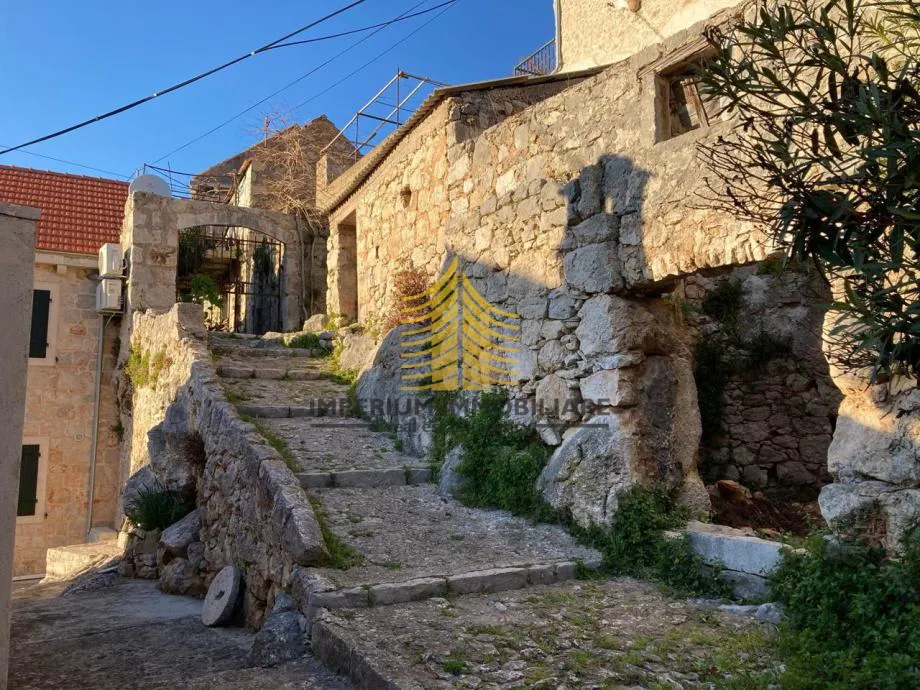 kuća, prodaja, jelsa, vrisnik, 104m2, u nizu - slika 5