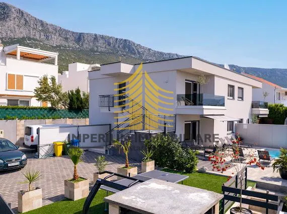 kuća, najam, kaštel sućurac, 70m2, samostojeća - slika 19