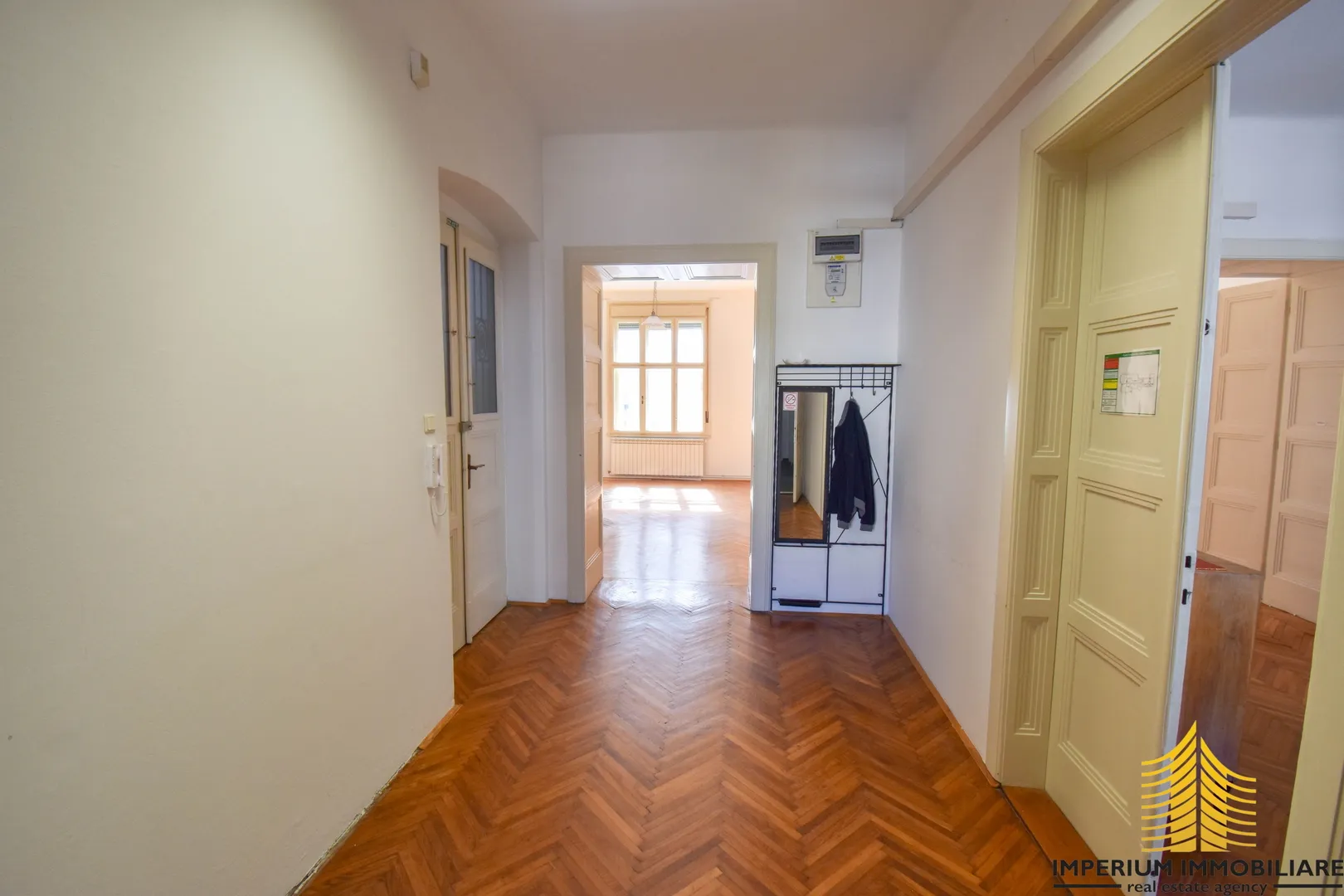 stan/ poslovni prostor u centru grada zagreba , 130m2 , iznajmljivanje - slika 4