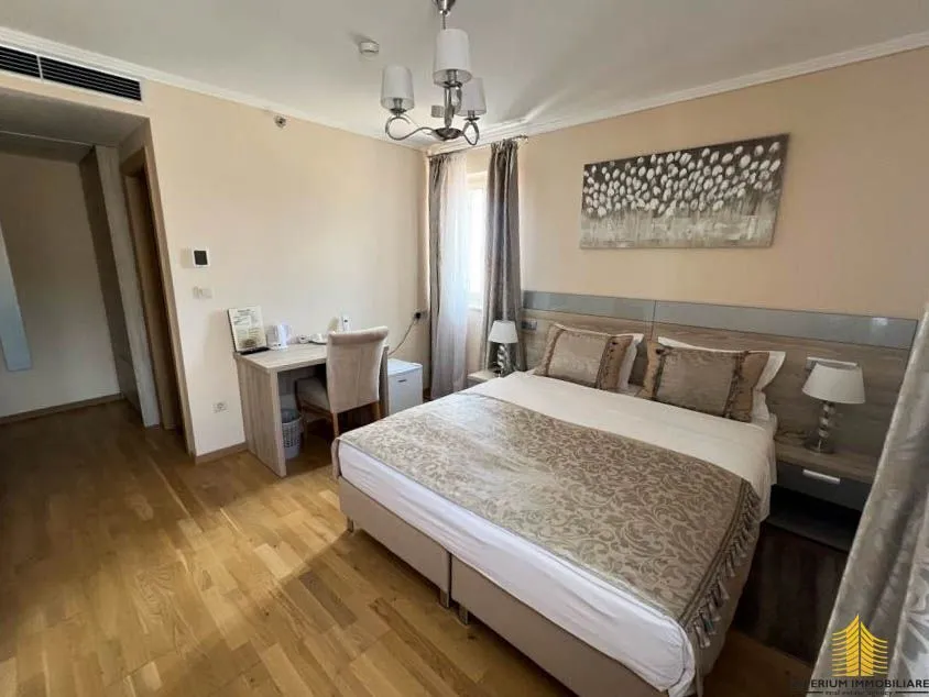 predivan novouređen hotel - kaštela - slika 31