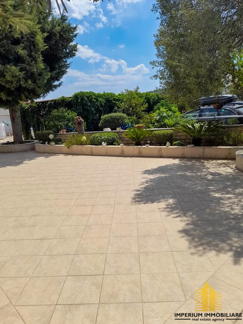 predivna apartmanska kuća - murter, jezera - slika 39