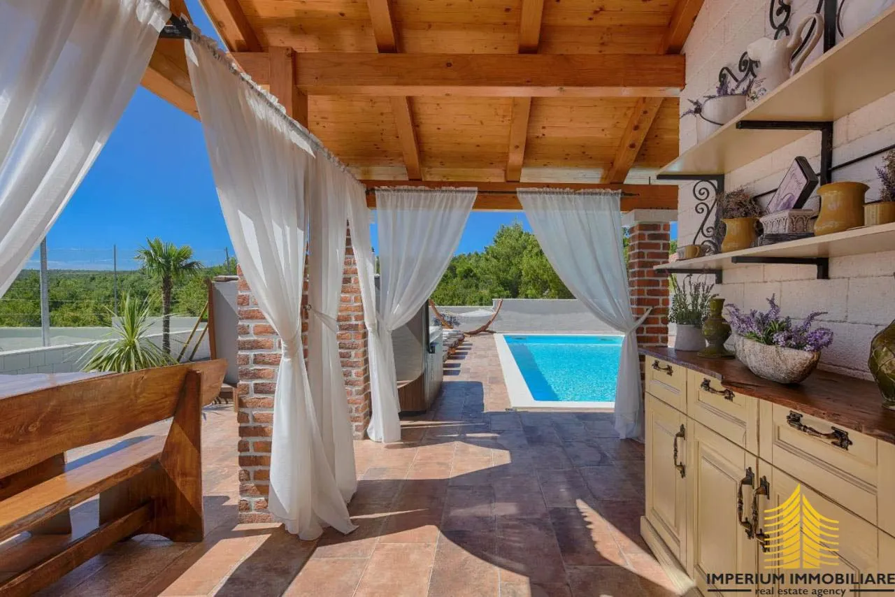 luxury villa with swimming pool and tennis court, pridraga, croatia - slika 30