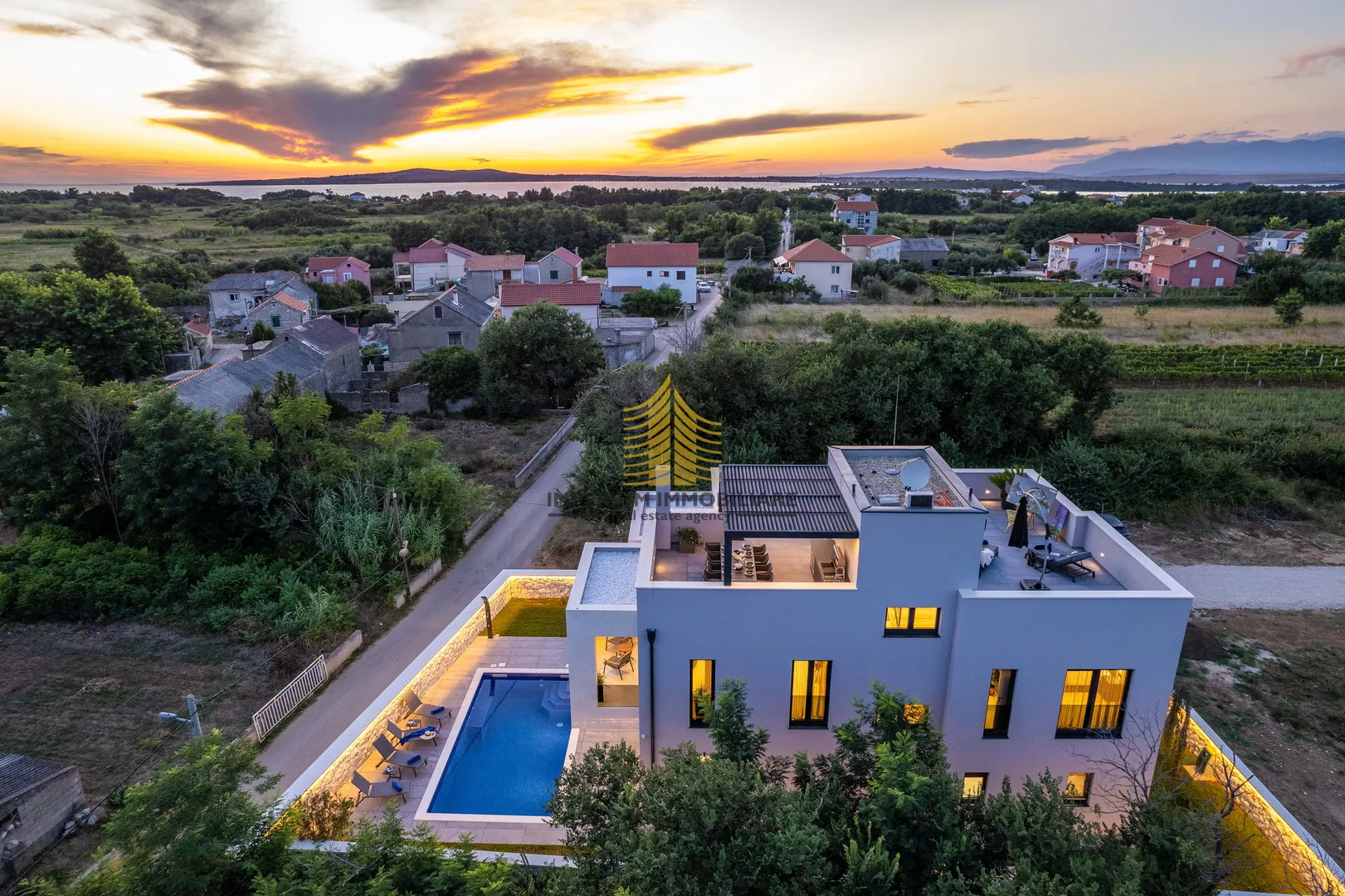 kuća, prodaja, privlaka, 450m2, vila - slika 37