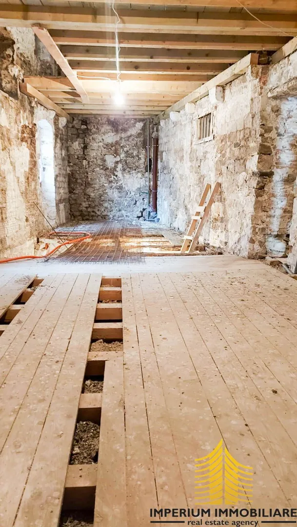 ekskluzivno - prilika za investiciju - stan u samom centru splita - slika 6