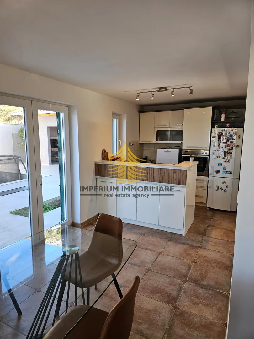 kuća, prodaja, podstrana, 200m2, samostojeća - slika 12